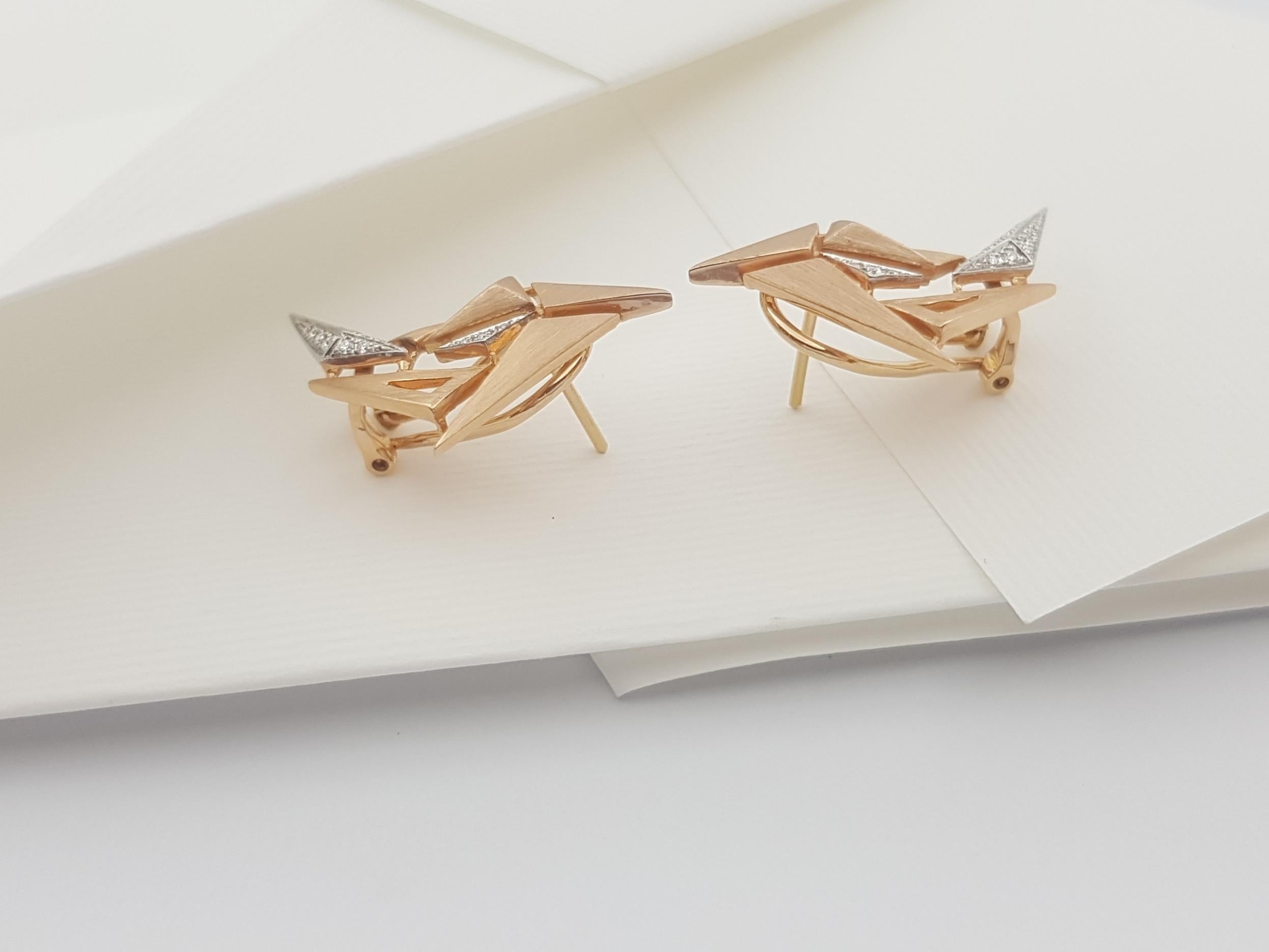 Taille brillant Origami Boucles d'oreilles cygne en or rose 18 carats et diamants brossés en vente