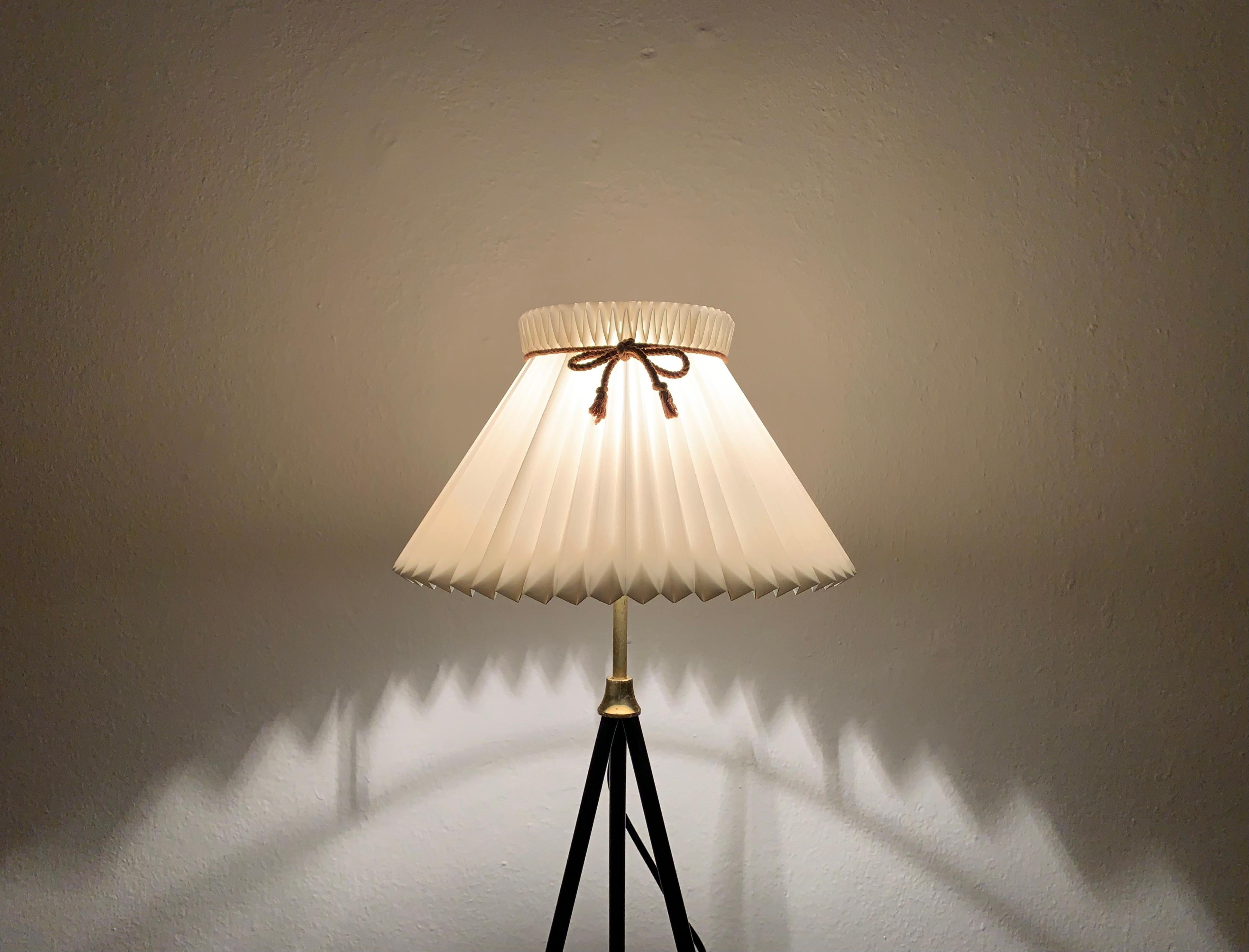 Origami Floor or Table Lamp by Kaare Klint for Le Klint For Sale 4