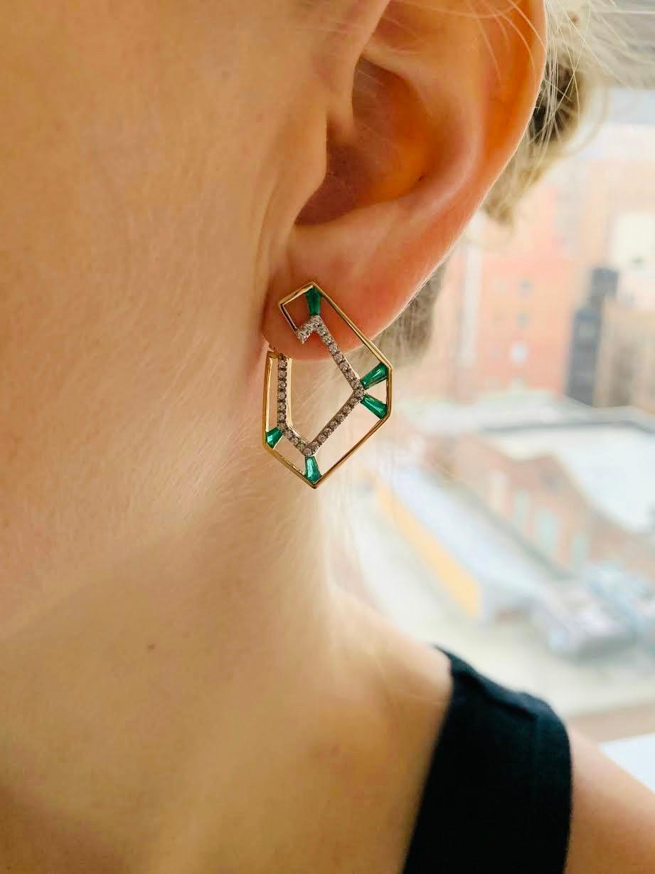 Emerald and Diamond Earrings 18K Gold

Width: 2.0 cm
Length: 3.0 cm
Weight: 

With merely 5 simple folds, the starting point for Link No.5 was a piece of scrap paper. The designers intentionally stopped at 5 folds for the reason that in Thai, the