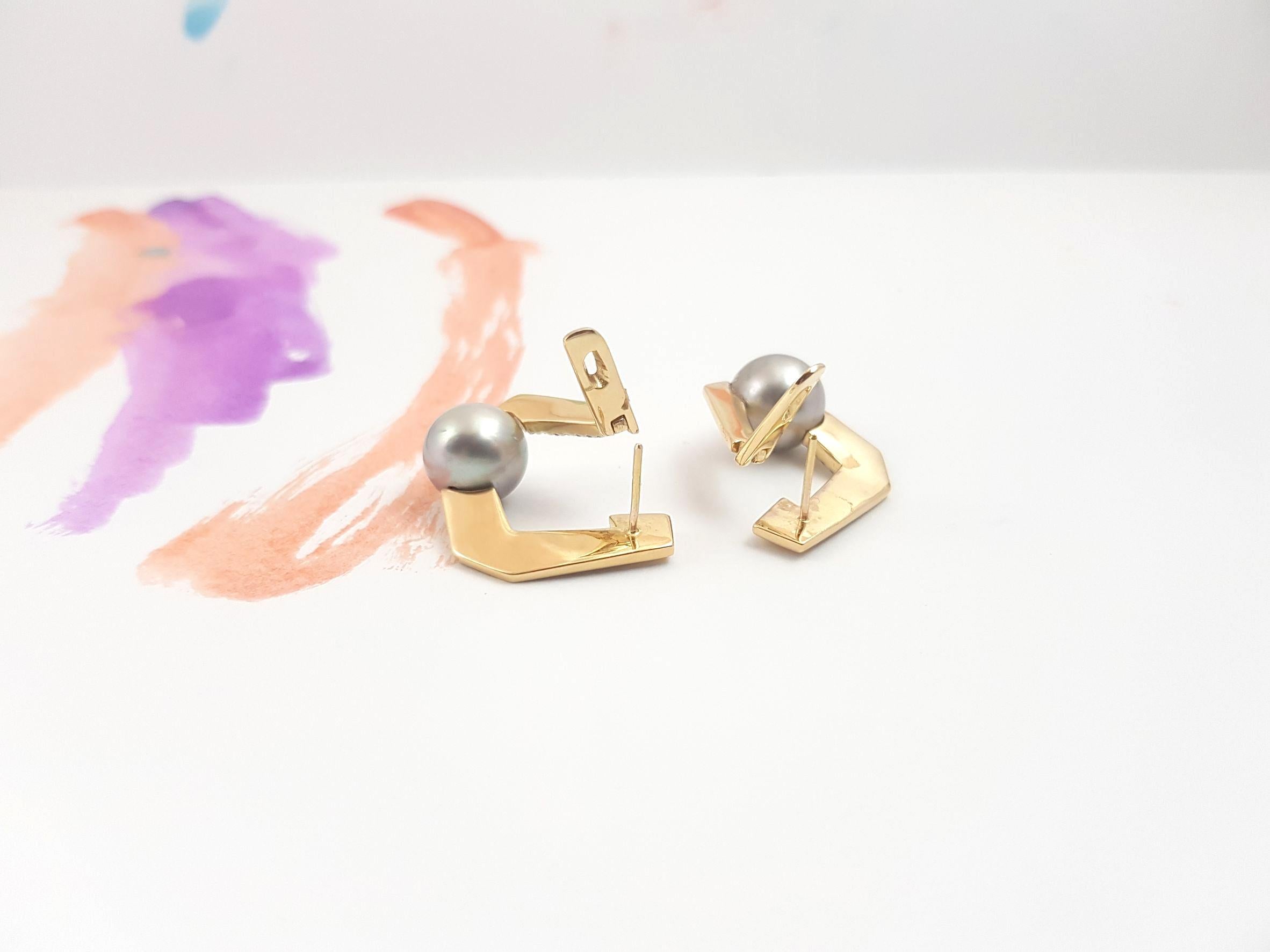 Origami Boucles d'oreilles à maillons n° 5 en or 18 carats avec perles des mers du Sud et diamants noirs Pour femmes en vente