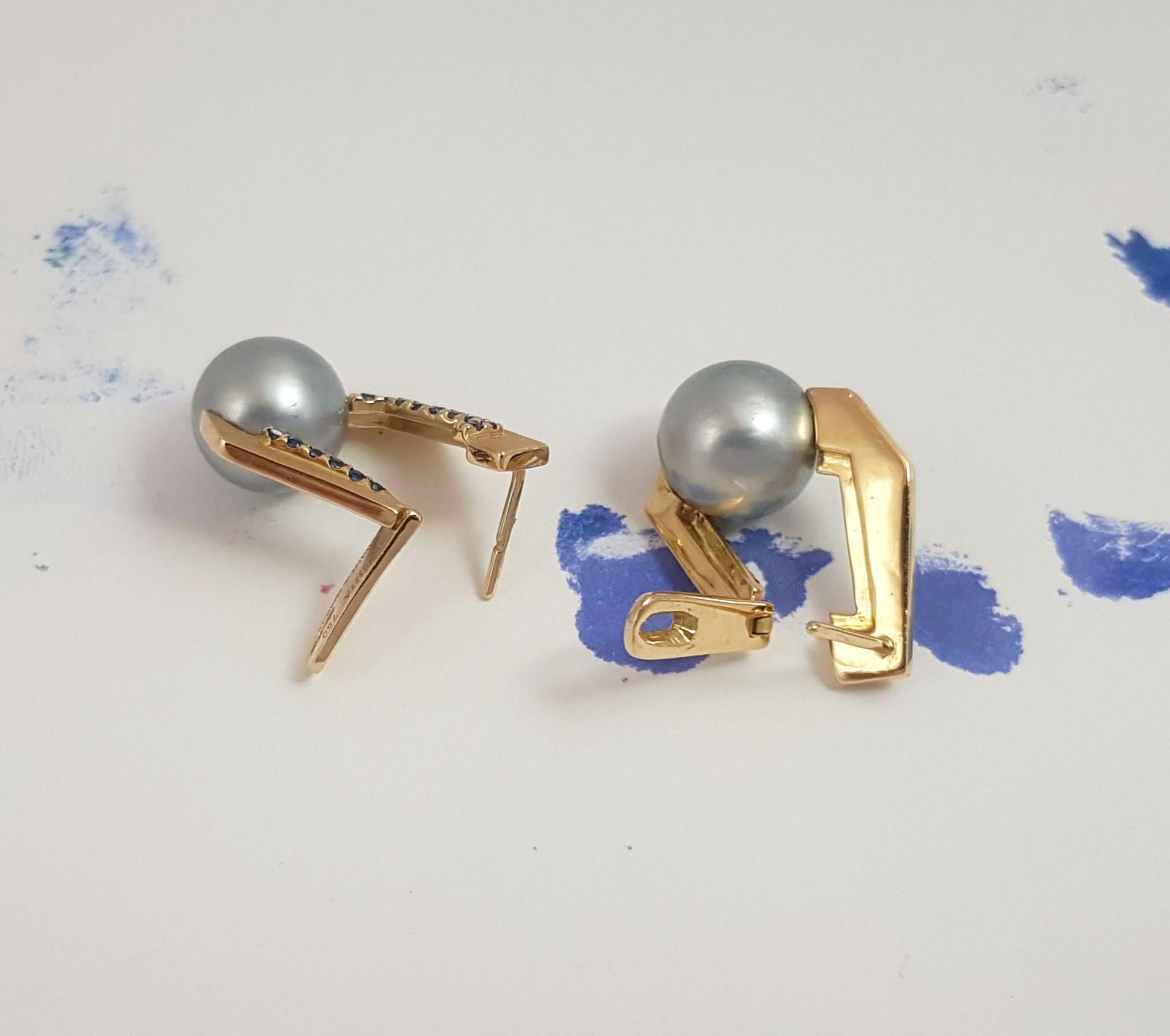 Women's or Men's Origami Link no. 5 South Sea Pearl with Blue Sapphire Earrings set in 18K Gold