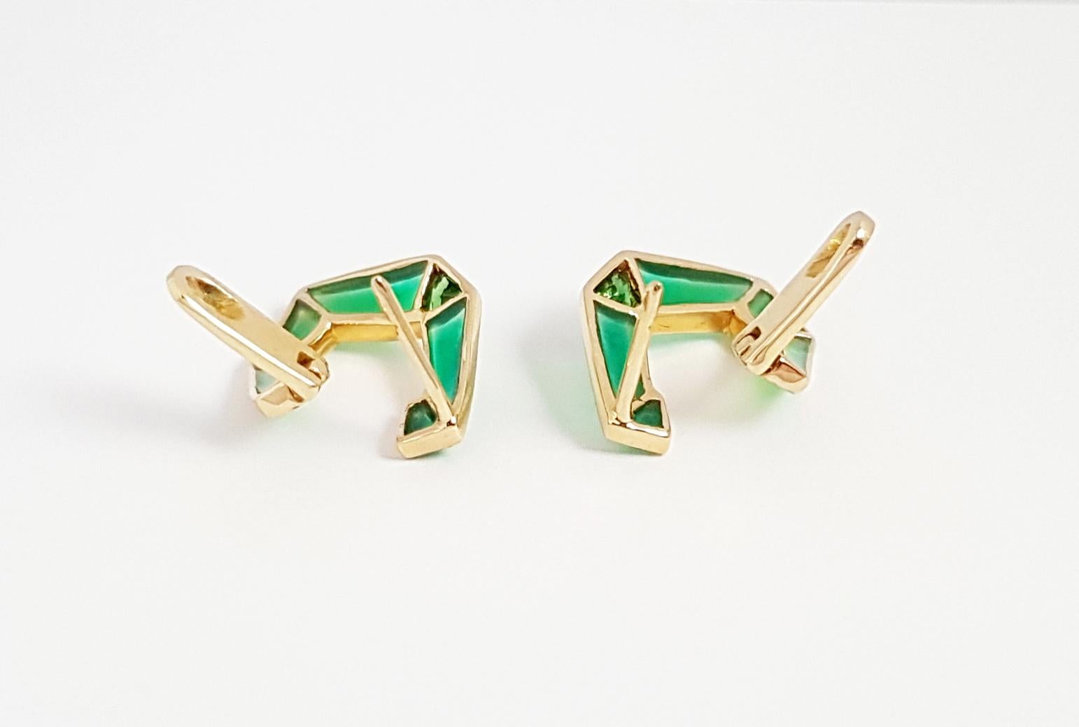Origami Link No. 5 Tsavorite with Enamel Earrings 18K Yellow Gold Petite For Sale 1