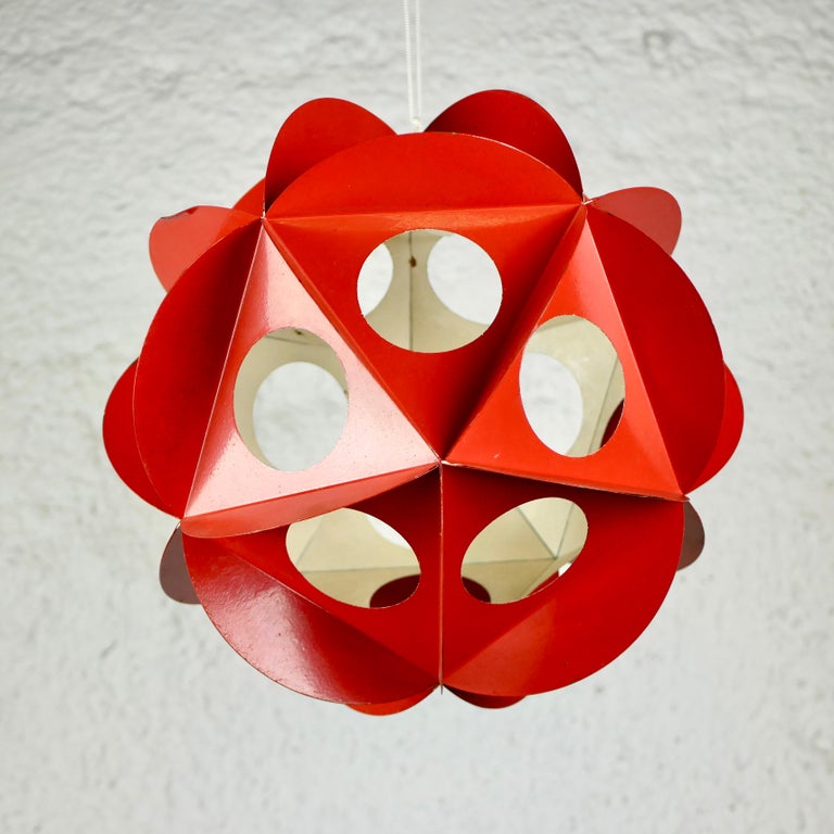 Origami Psychedelic Sculpture in Orange Lacquered Metal For Sale at 1stDibs