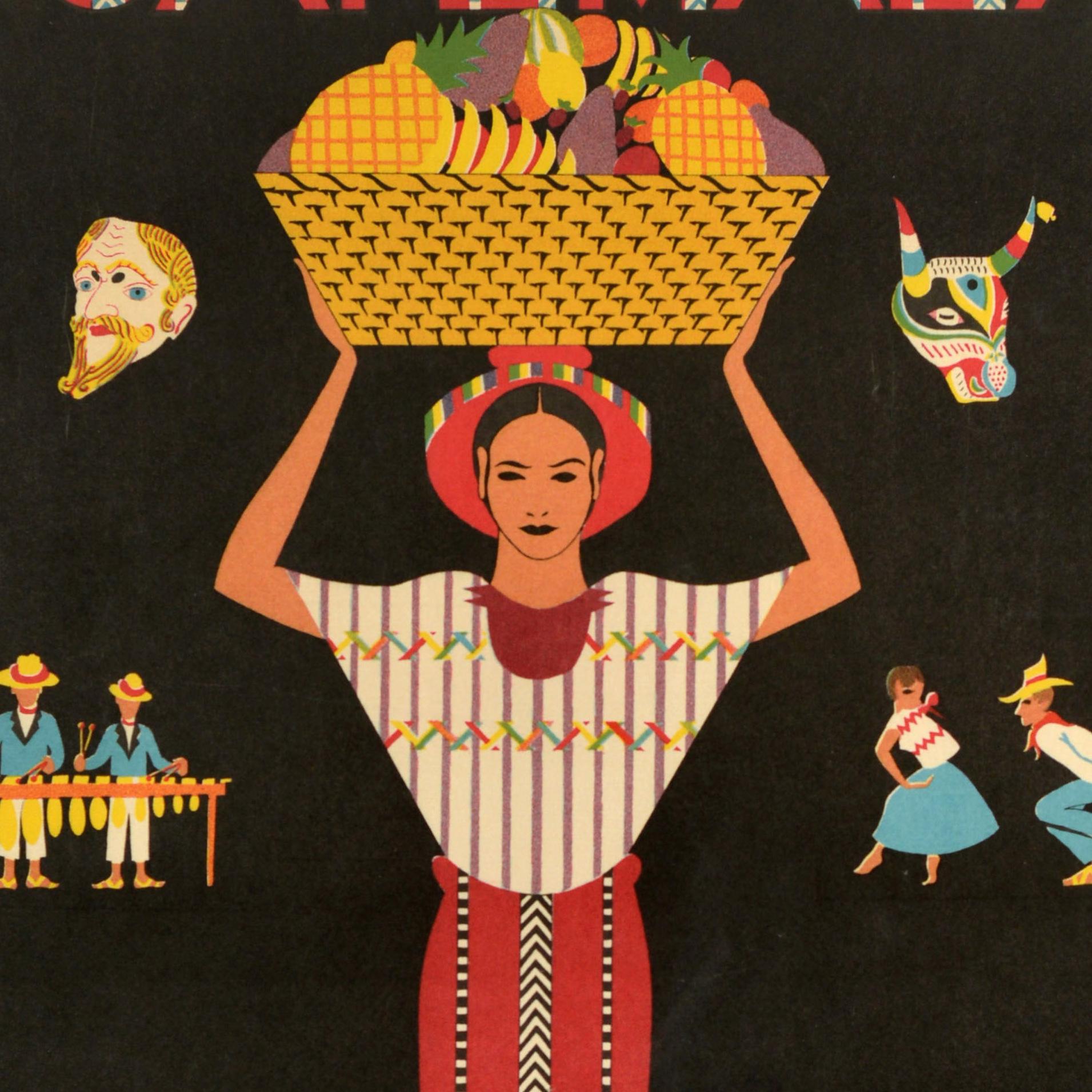 Affiche publicitaire originale de voyage - Guatemala Clark Tours - comportant une illustration colorée d'une dame portant un panier de fruits sur son chapeau entourée d'images plus petites représentant des personnes jouant de la musique et ramant