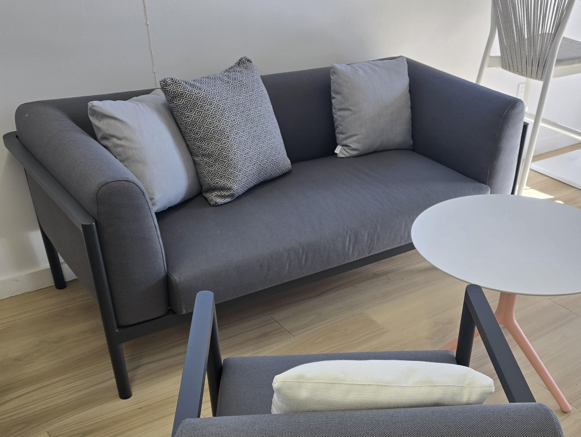 Origin 2 Seater Sofa by Point1920 For Sale 7