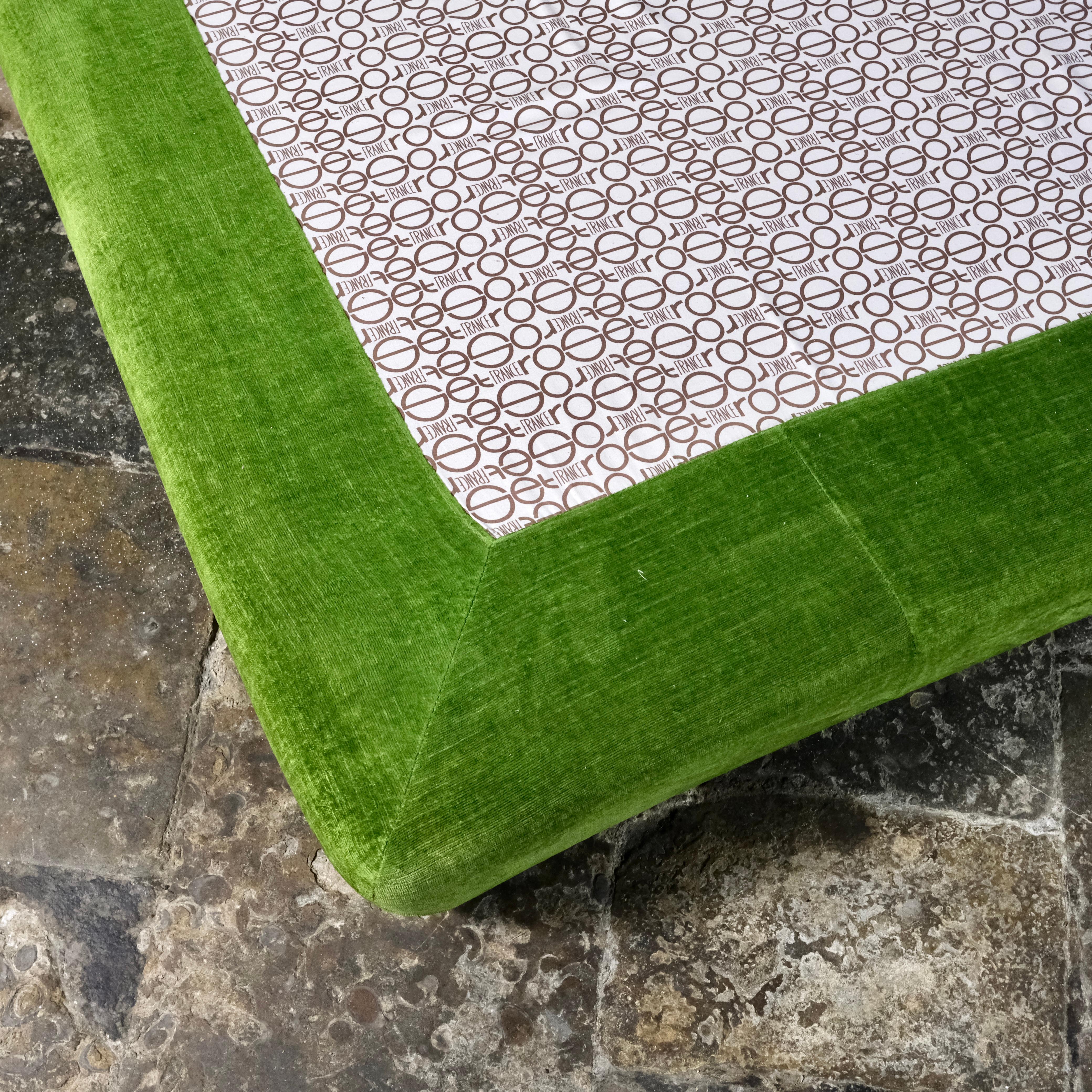 Original cama Togo de terciopelo verde de Michel Ducaroy para Ligne Roset, Francia, años 70 6