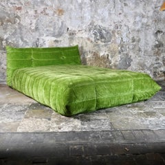 Original green velvet Togo bed by Michel Ducaroy for Ligne Roset, France, 1970s