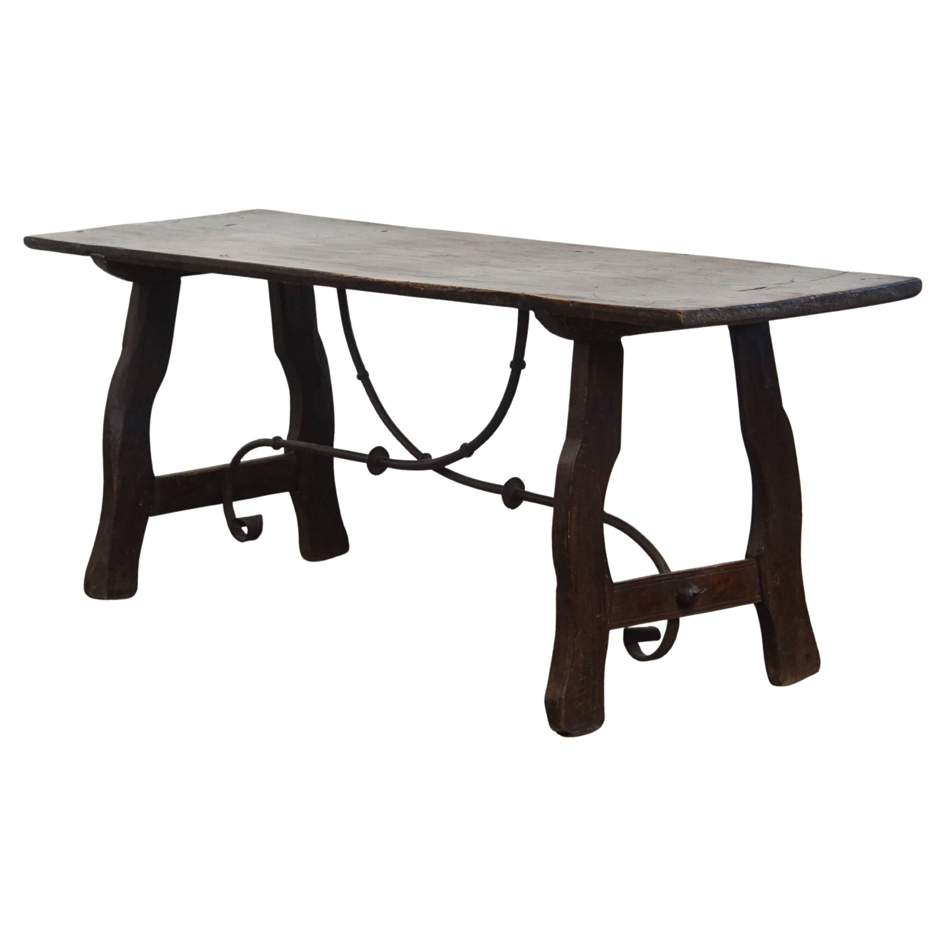 Table d'appoint espagnole antique originale du 18e siècle