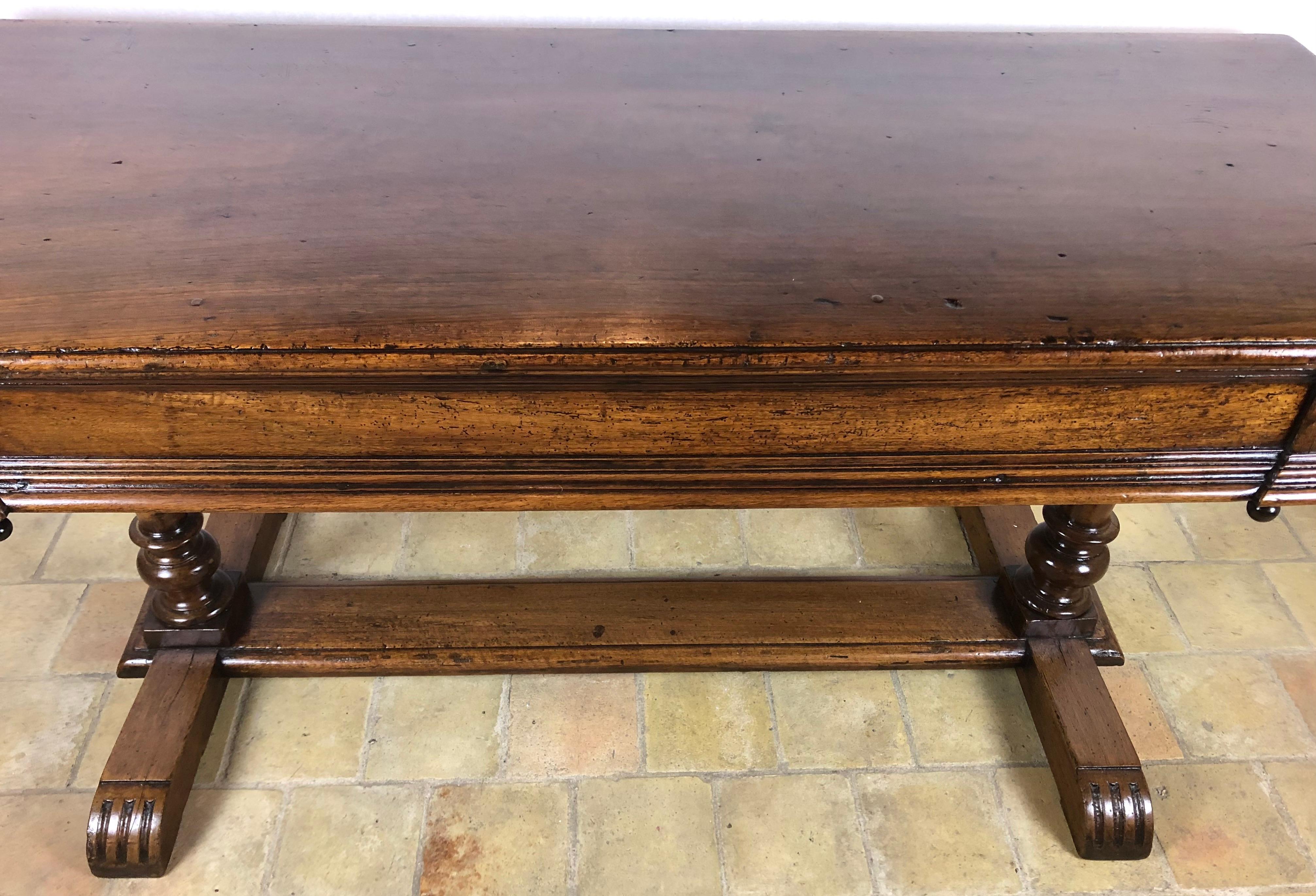 18th Century French Louis XIII Walnut Sofa Console or Display Table For Sale 1