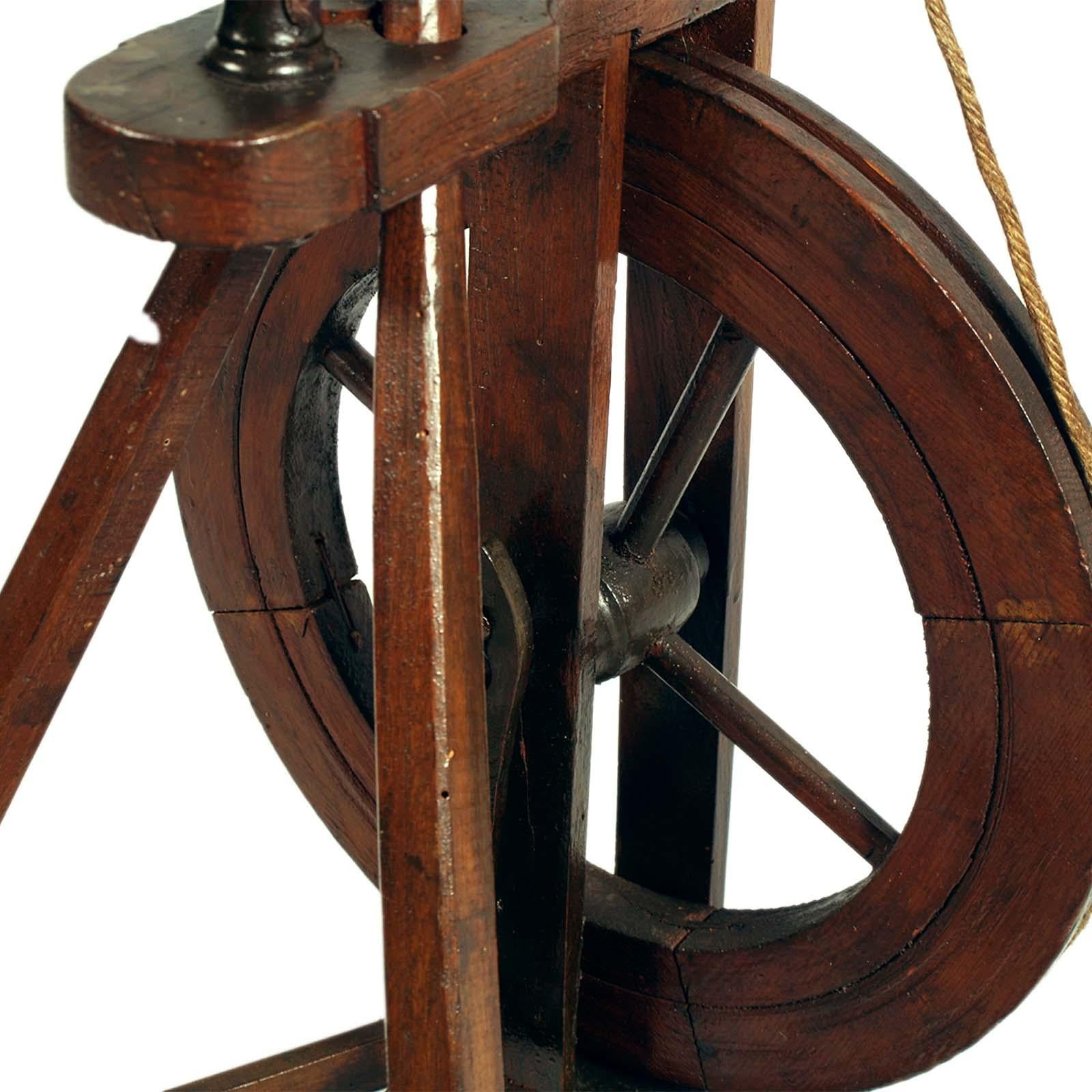 Hand-Crafted Original 18th Century Tyrolean Spinning Wheel in Walnut, Still Working For Sale