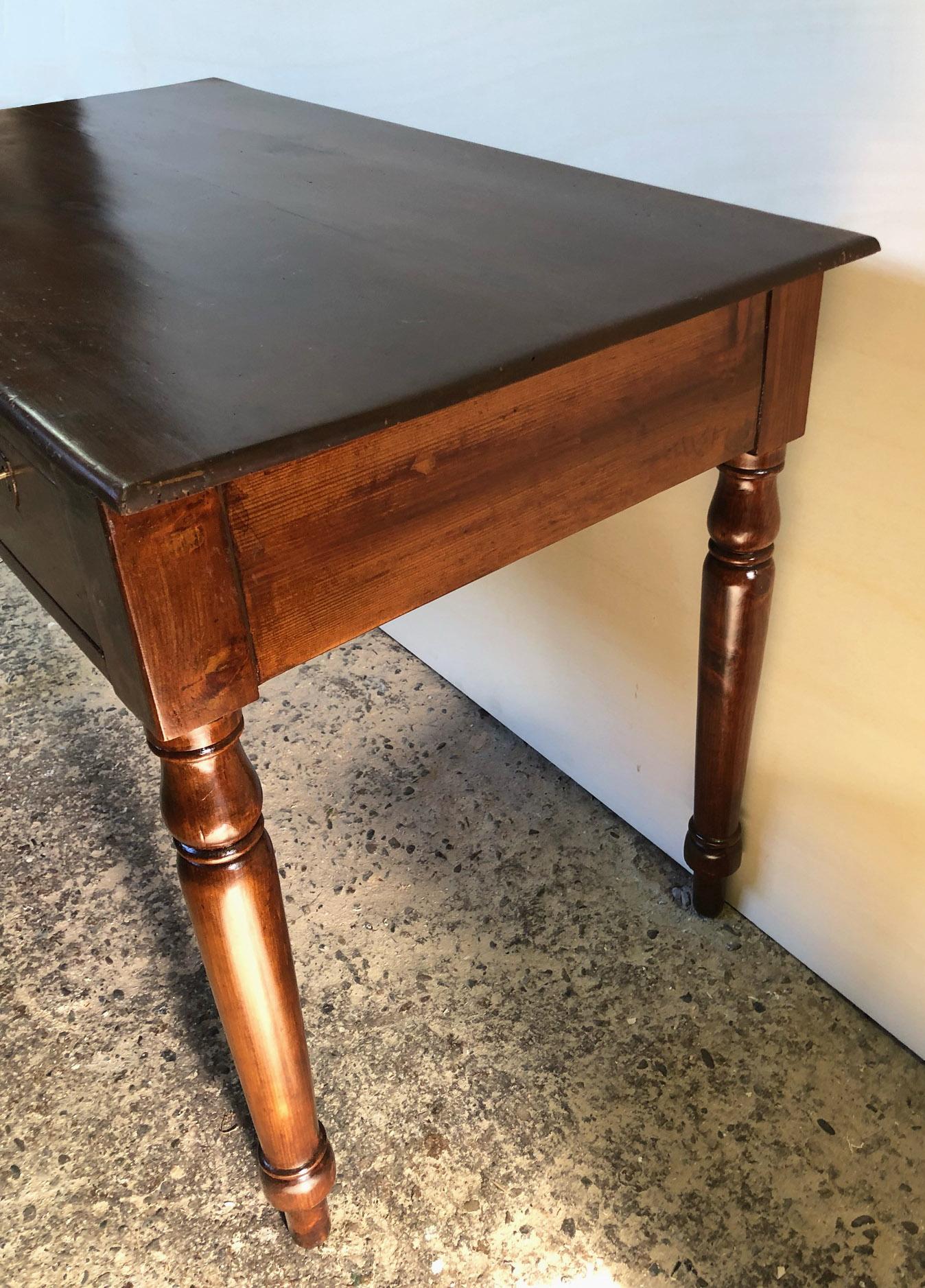 Original Italian Desk in Walnut and Fir, with Three Drawers, Turned Leg In Good Condition In Buggiano, IT