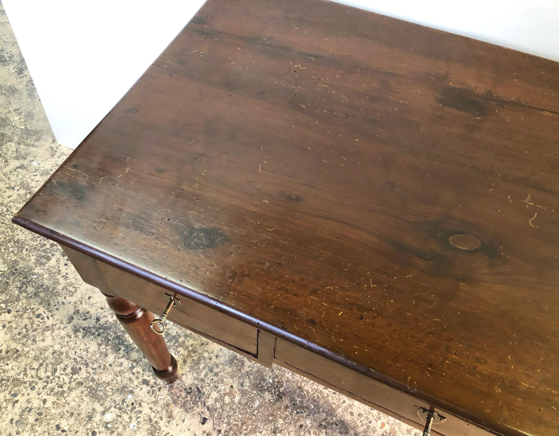 Original Italian Desk in Walnut and Fir, with Three Drawers, Turned Leg For Sale 2