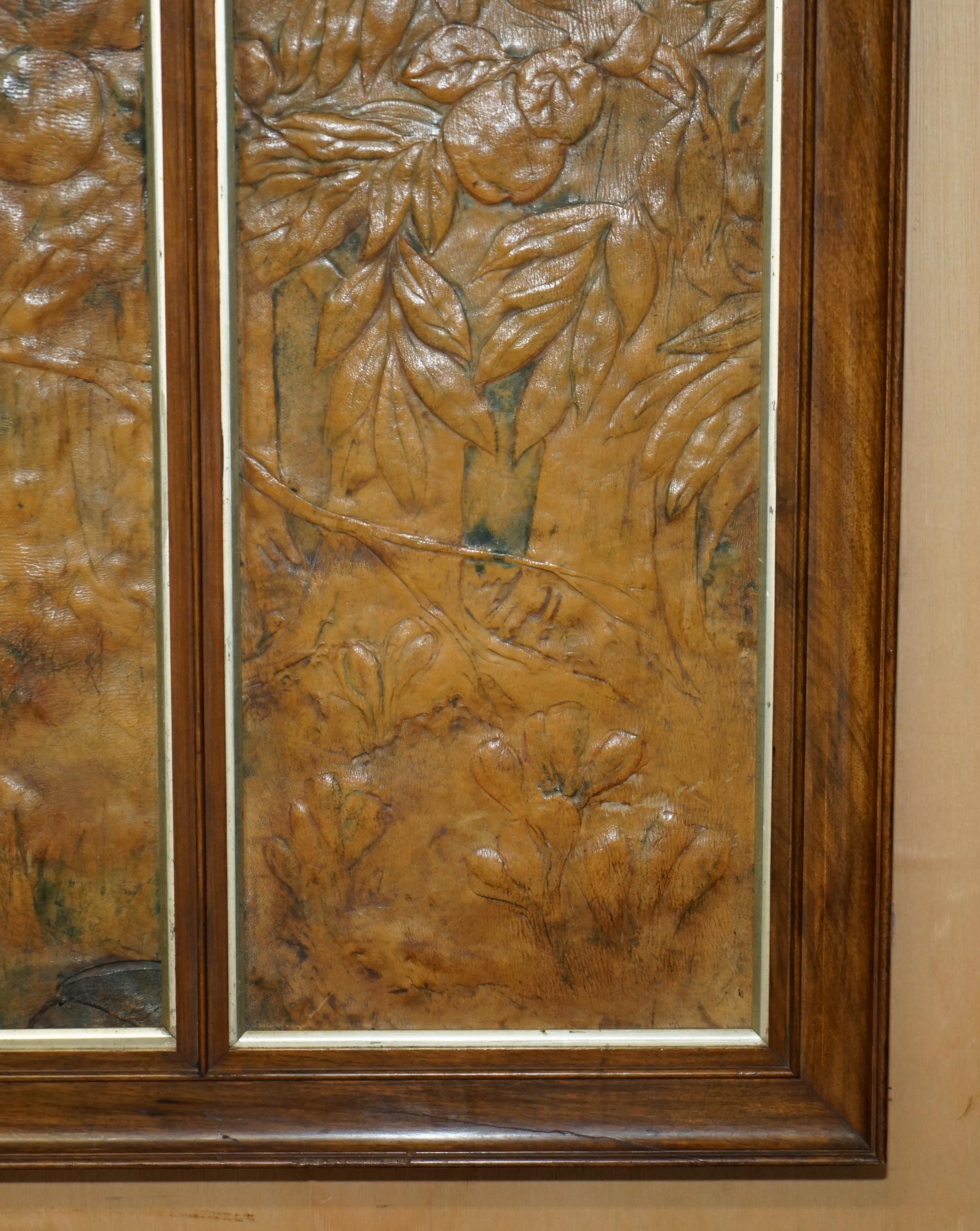 ORiGINAL 1912 ADA NEVILLE-ROLFE LEATHER EMBOSSED ART NOUVEAU HARDWOOD WALL PANEL im Angebot 3