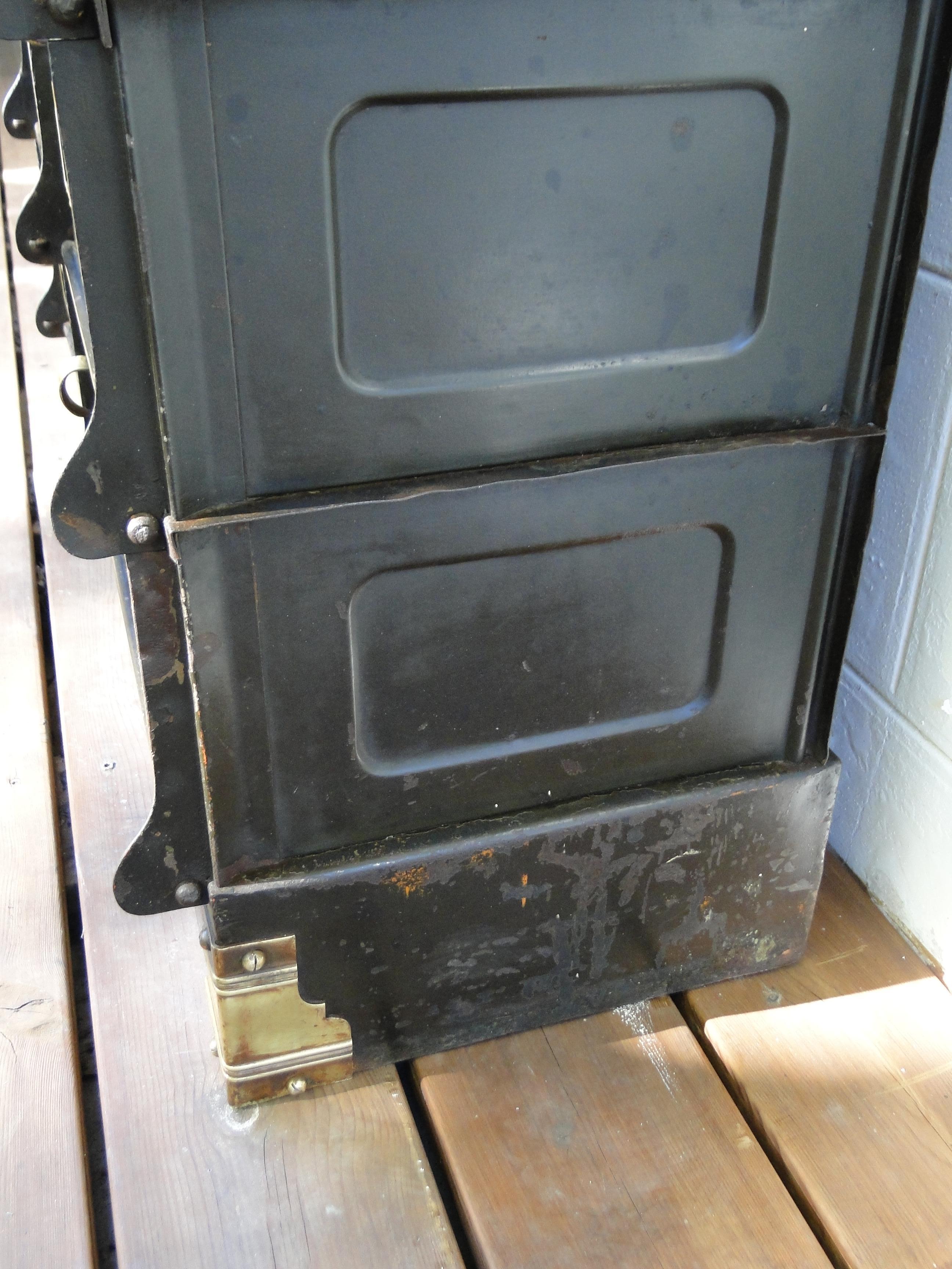 Originale del 1920  Strafor 14 Flaps   Armadio a cassetti Credenza in vendita 2