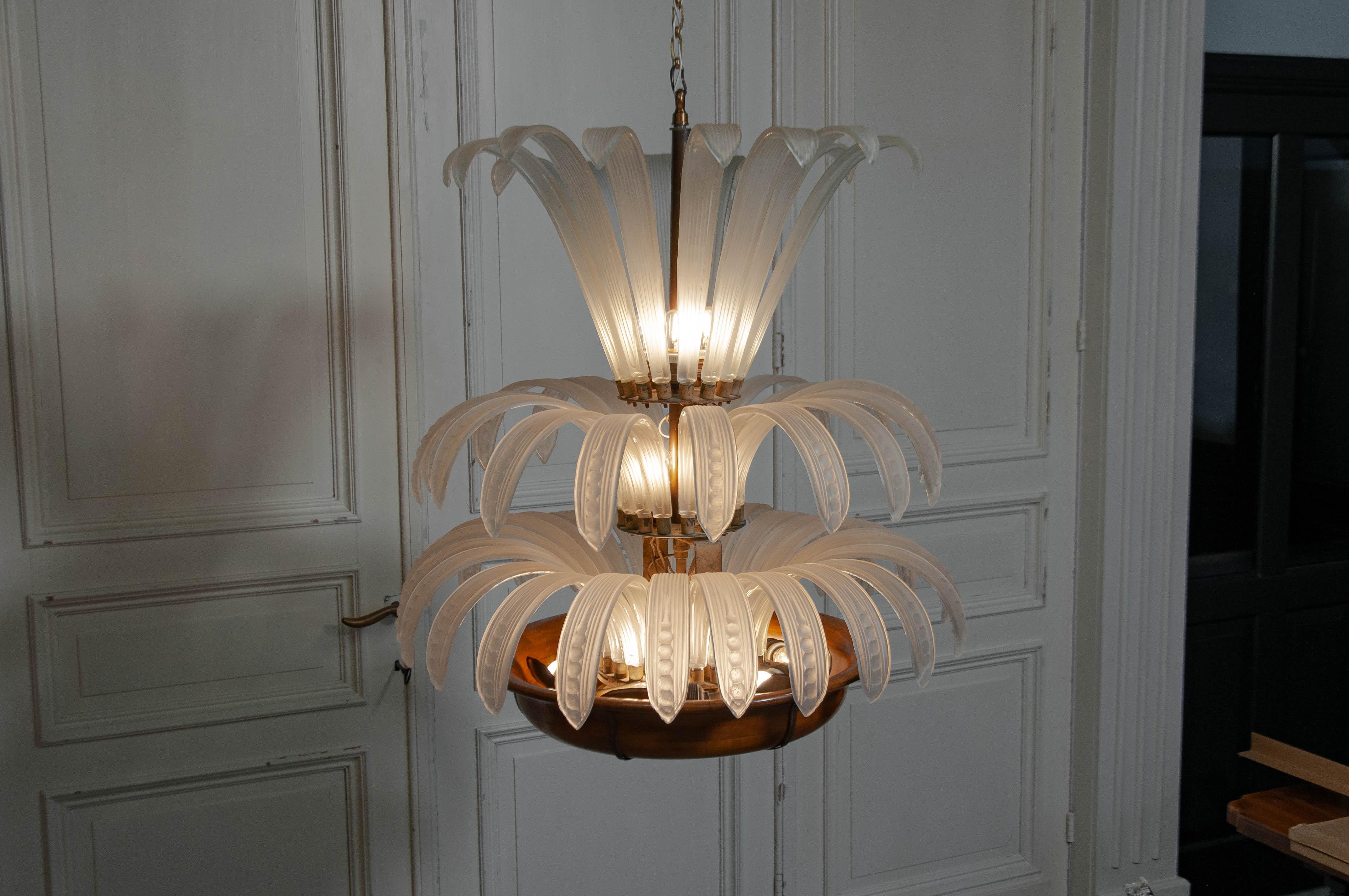 Original 1920er Art Deco Palm Kronleuchter - Hollywood Regency (Frühes 20. Jahrhundert) im Angebot