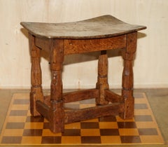 ORIGINAL 1930's BURR OAK ROBERT MOUSEMAN THOMPSON STOOL WITH PERIOD CURVED TOP