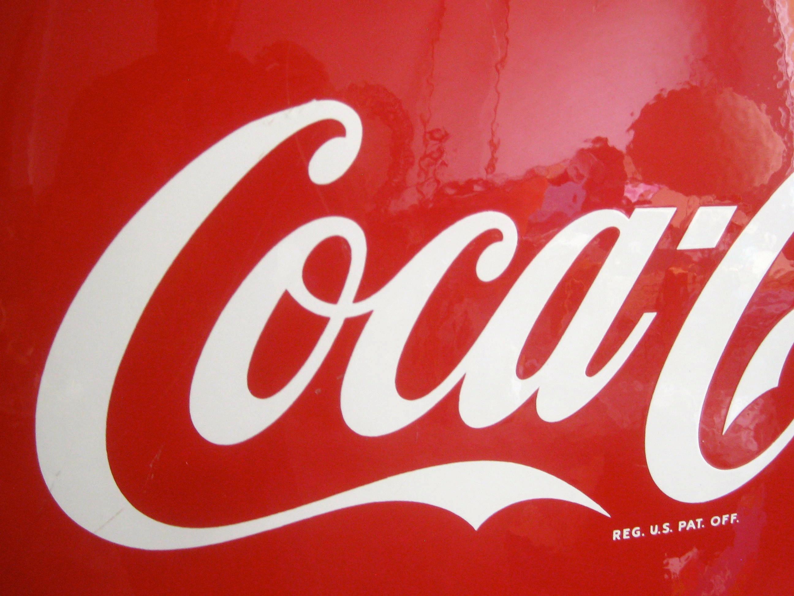 Original 1950s Coca-Cola Coke Porcelain Store Advertising Button Sign In Good Condition In San Diego, CA