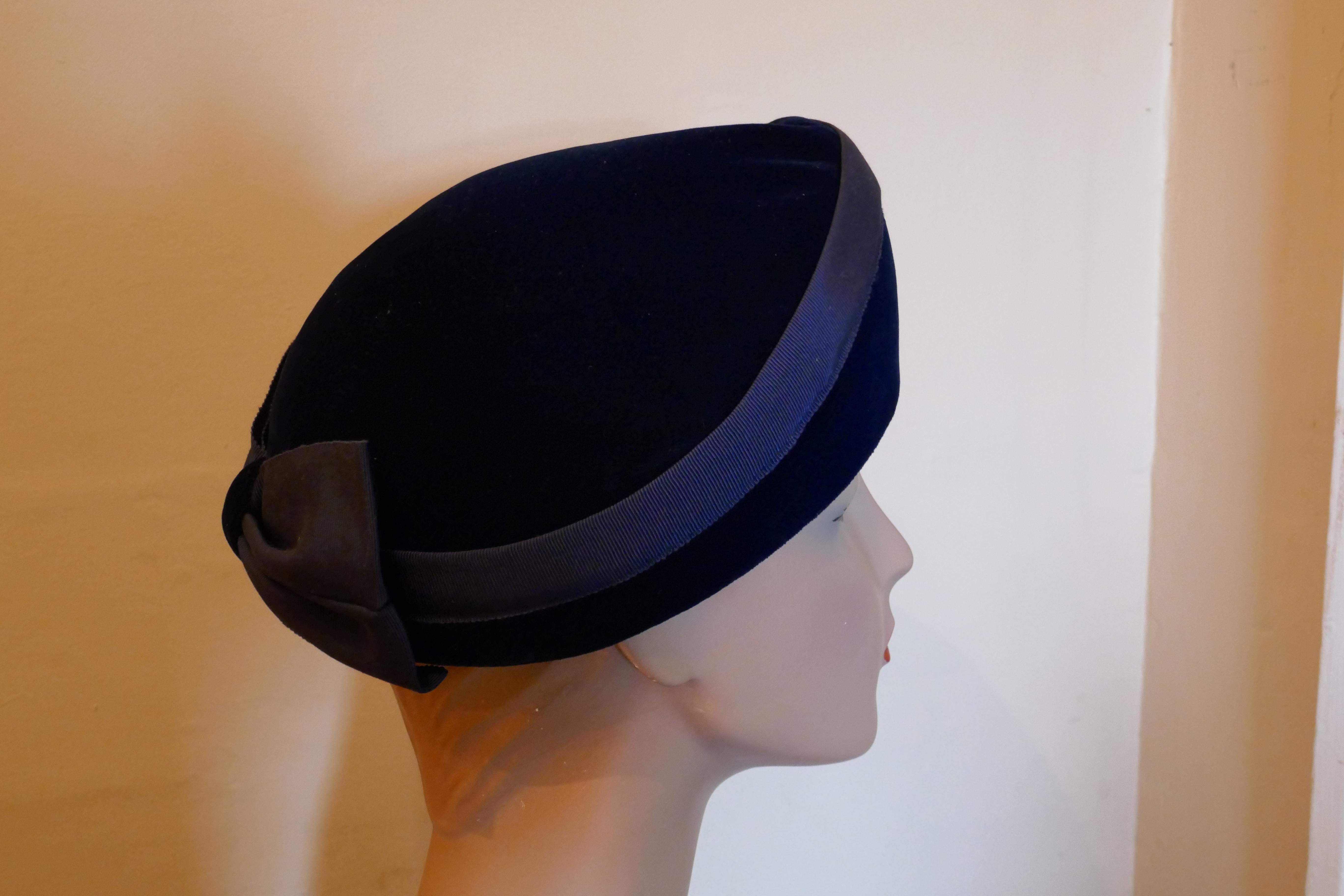 Women's Original 1950s Deep Blue Plush Velvet Pill Box Hat