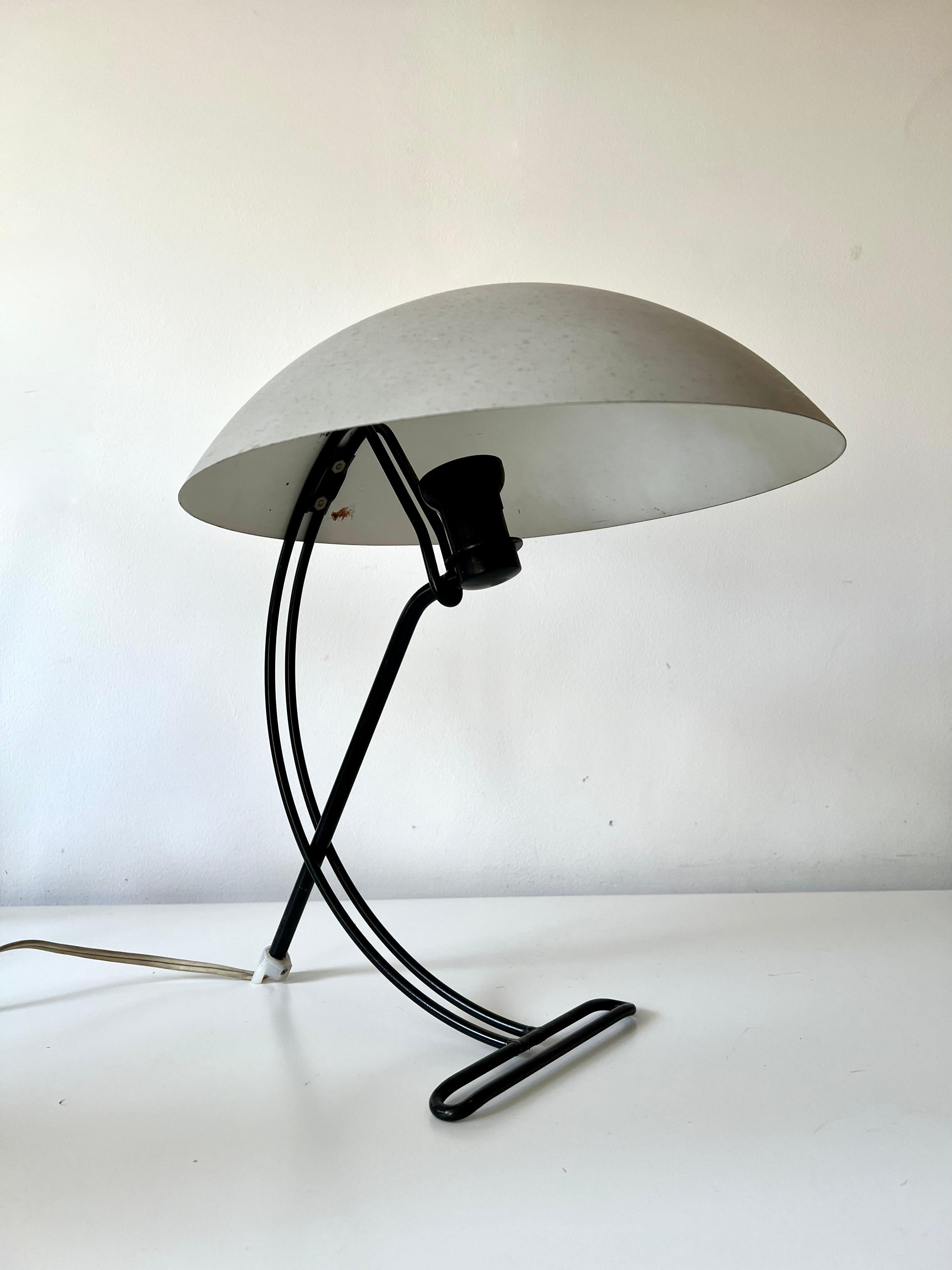 Original 1950s edition NB100 table lamp by Louis Kalff for Philips For Sale 5