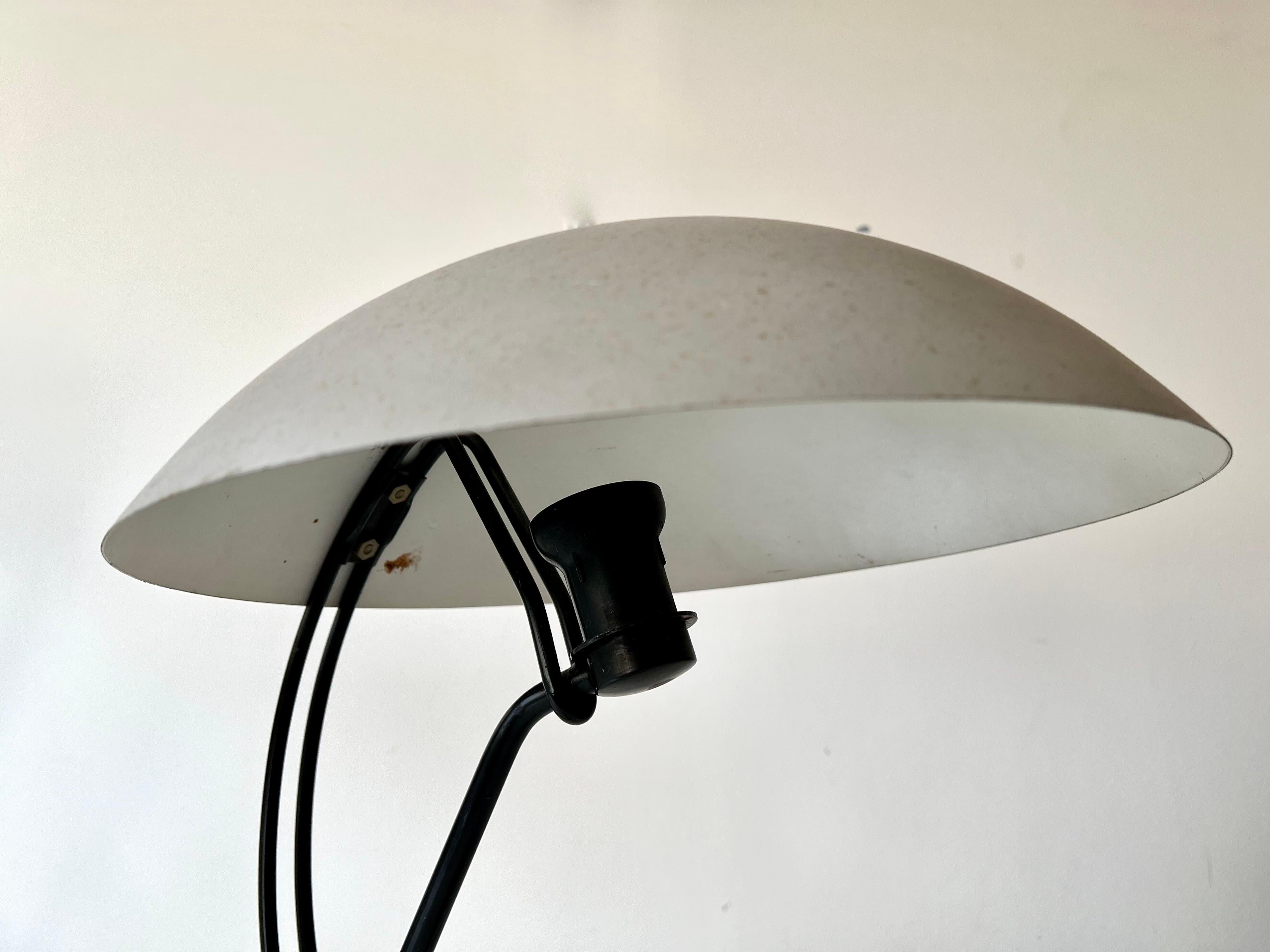 Original 1950s edition NB100 table lamp by Louis Kalff for Philips For Sale 14