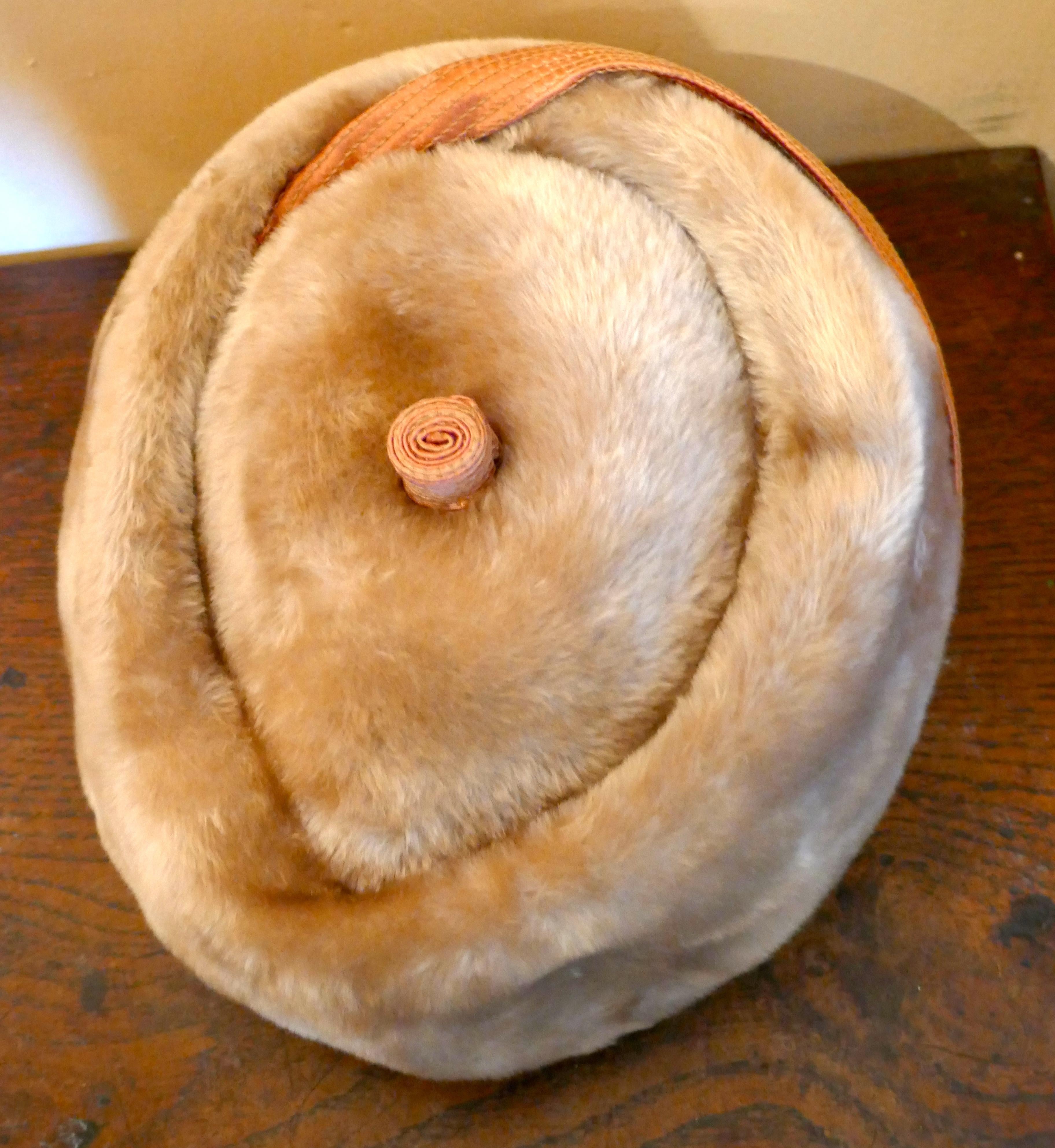 Brown Original 1950s Felt Fur Pill Box Hat, trimmed with Satin Ribbon 