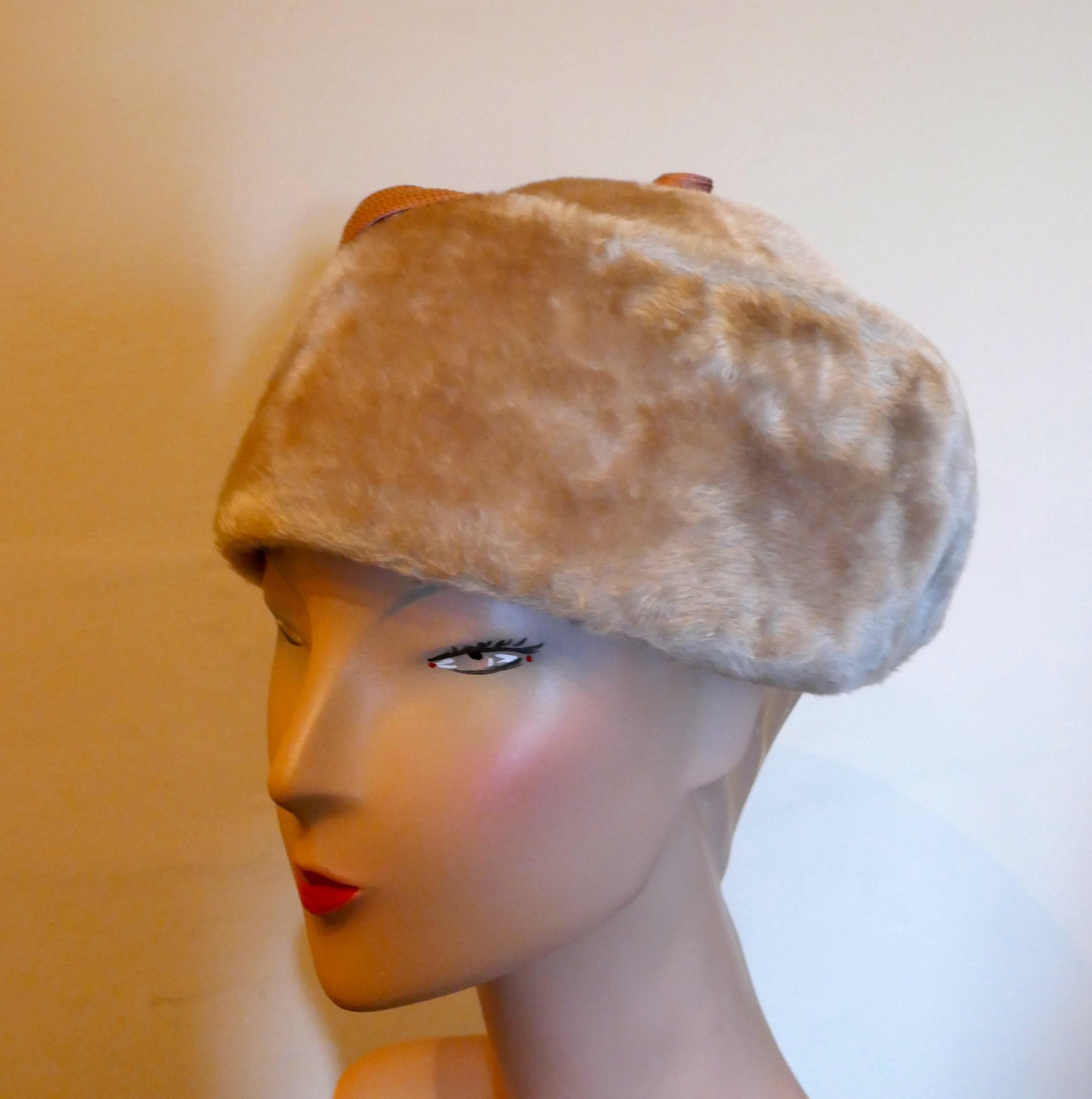 Women's Original 1950s Felt Fur Pill Box Hat, trimmed with Satin Ribbon 