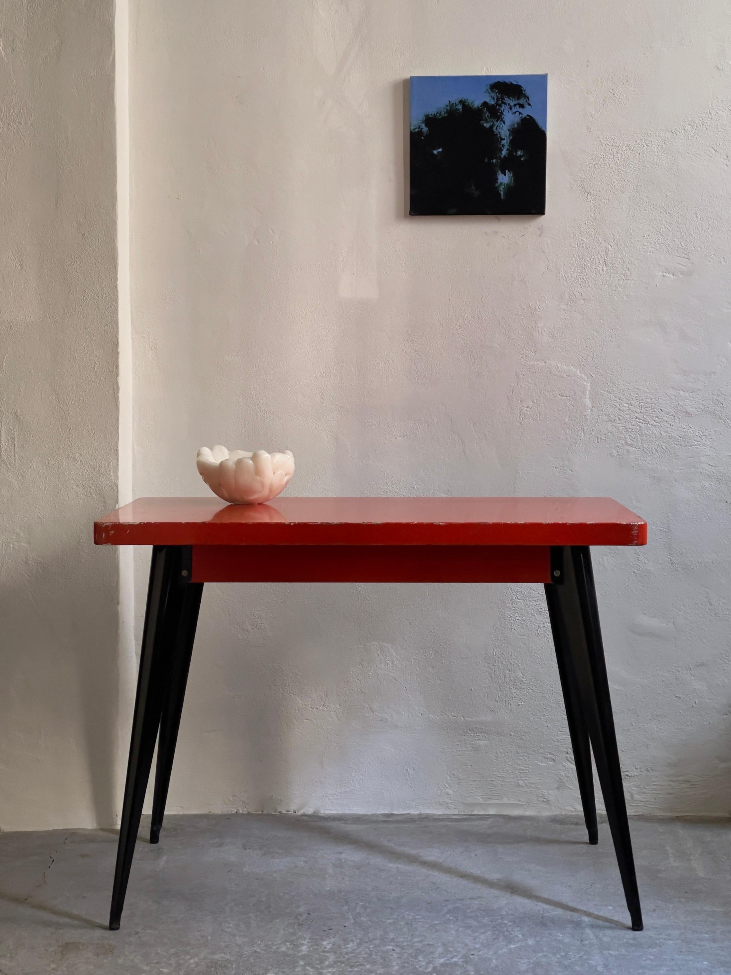 Original 1950s French metal desk in red varnish by Xavier Pouchard for Tolix T55 1