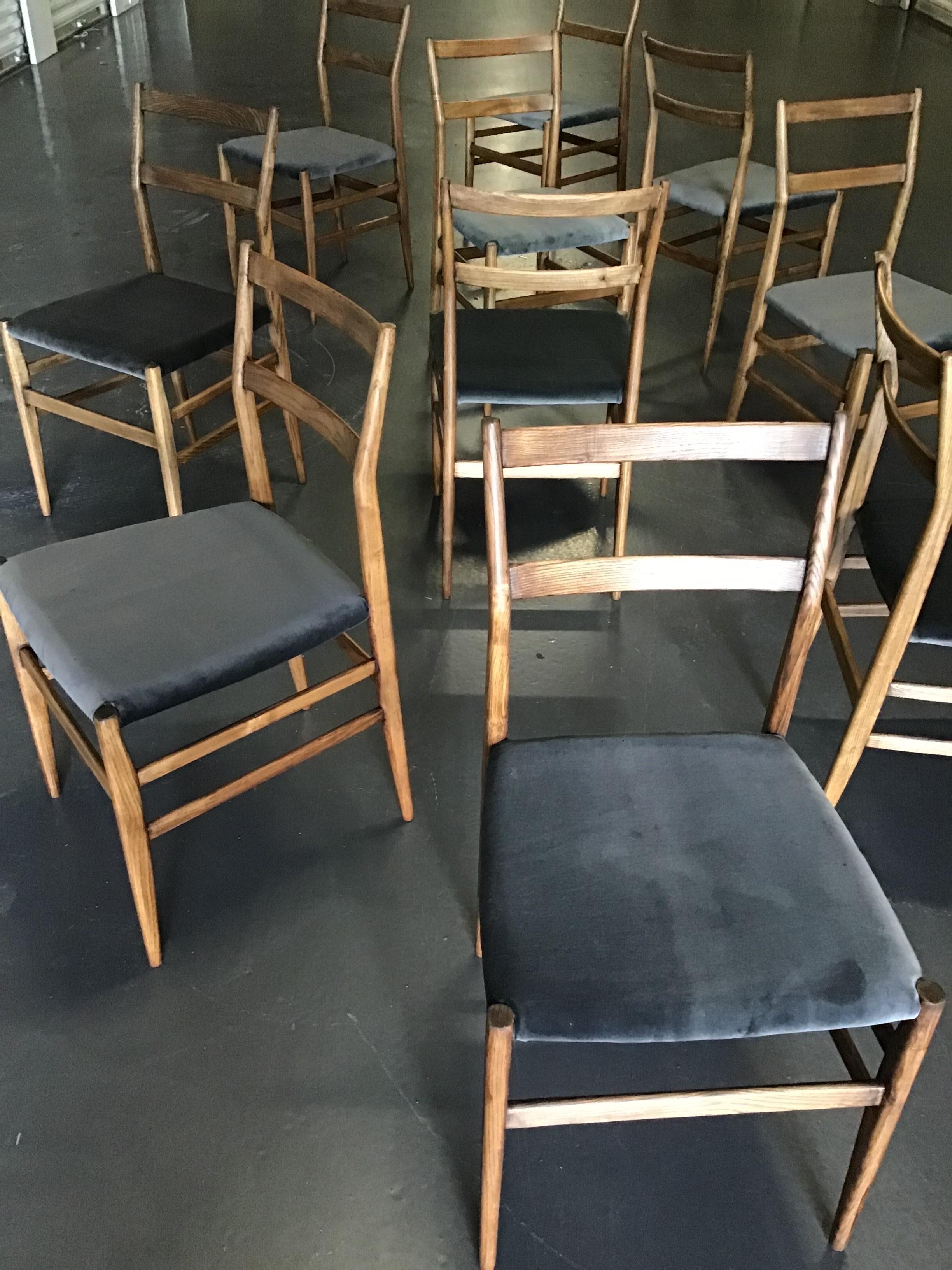 Original 1950's Gio Ponti Leggera Dining Chairs by Cassina. Set of 10  For Sale 4