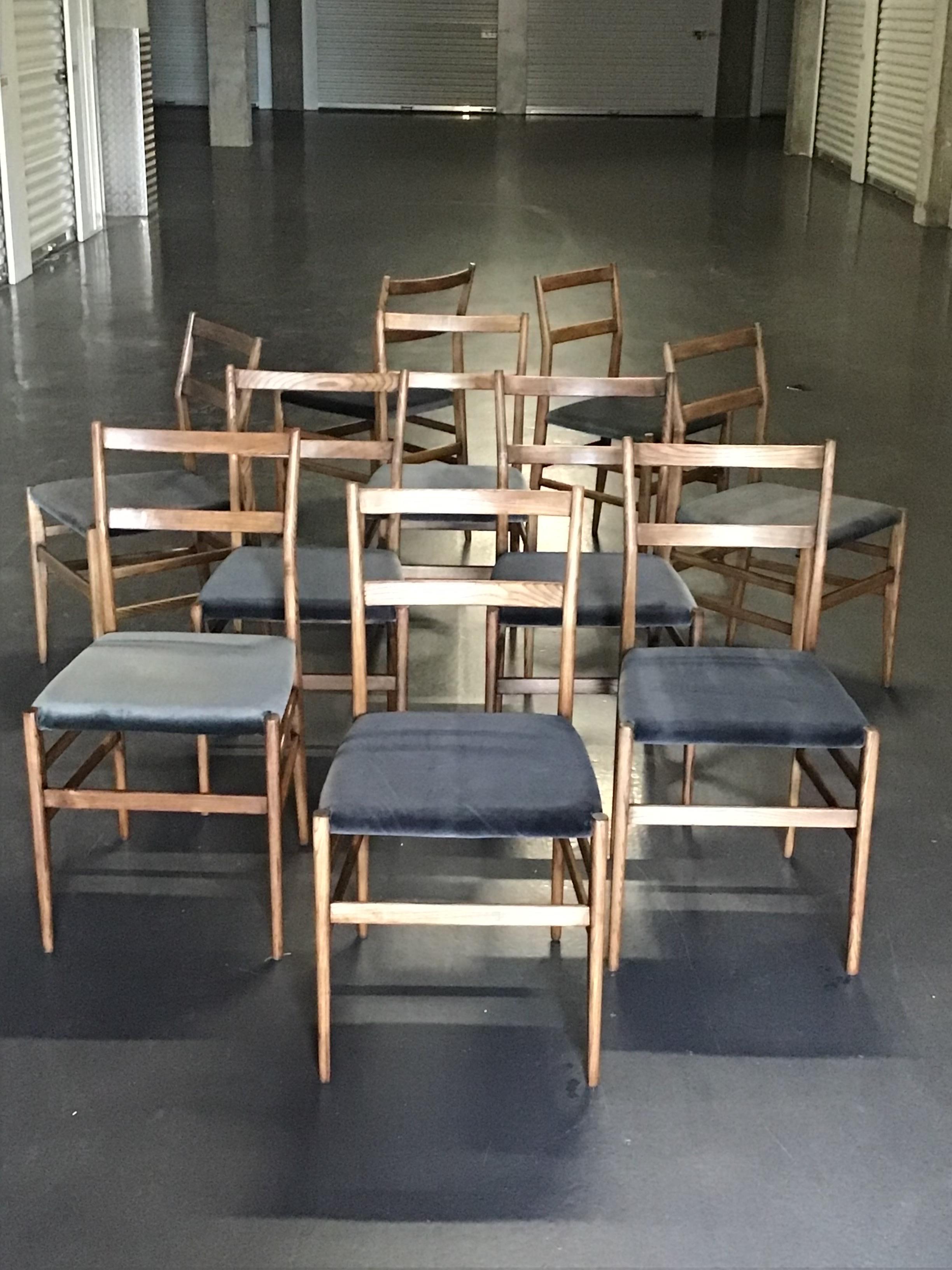 Original 1950's Gio Ponti Leggera Dining Chairs by Cassina. Set of 10  For Sale 5