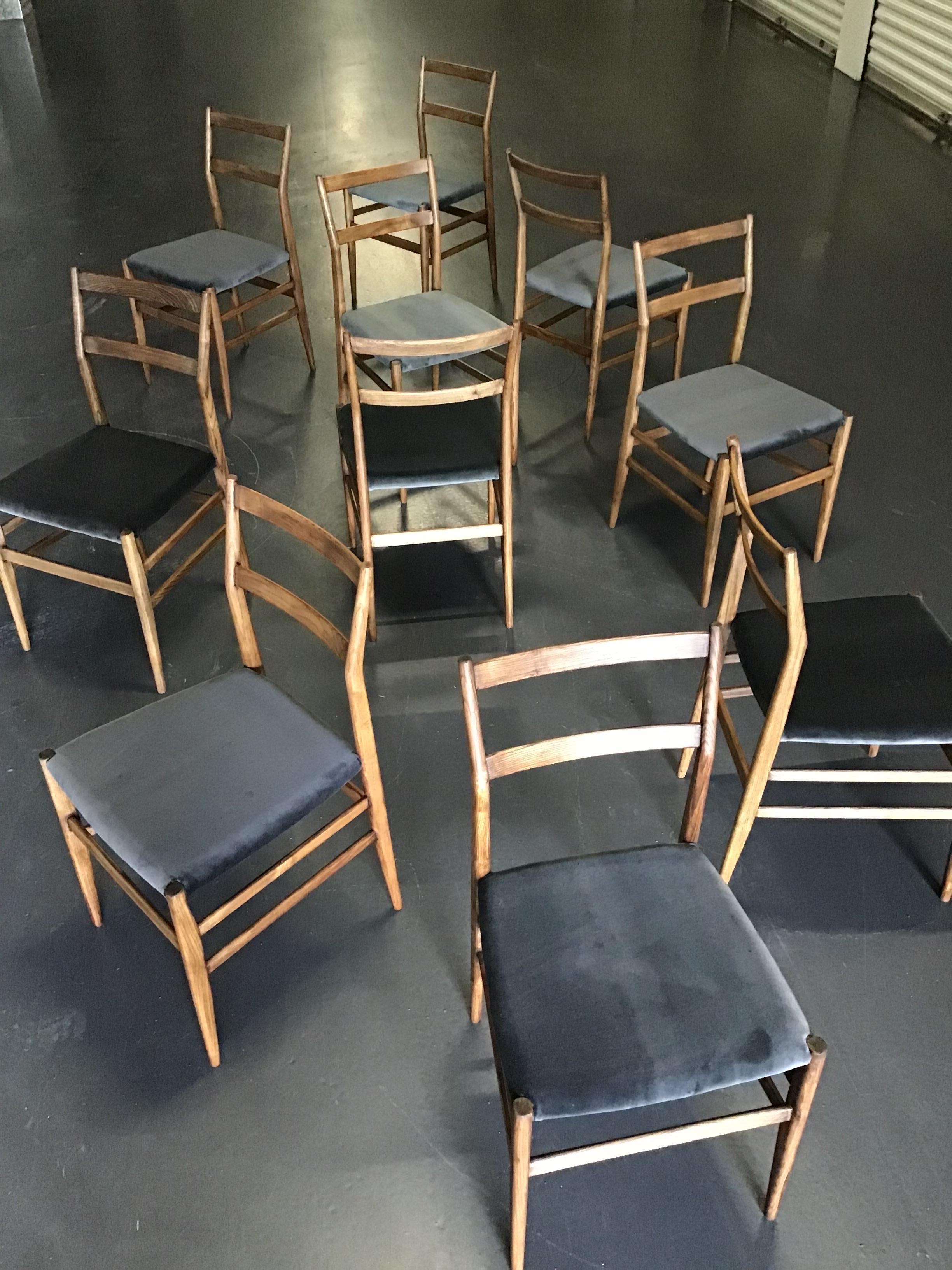 Original 1950's Gio Ponti Leggera Dining Chairs by Cassina. Set of 10  For Sale 8