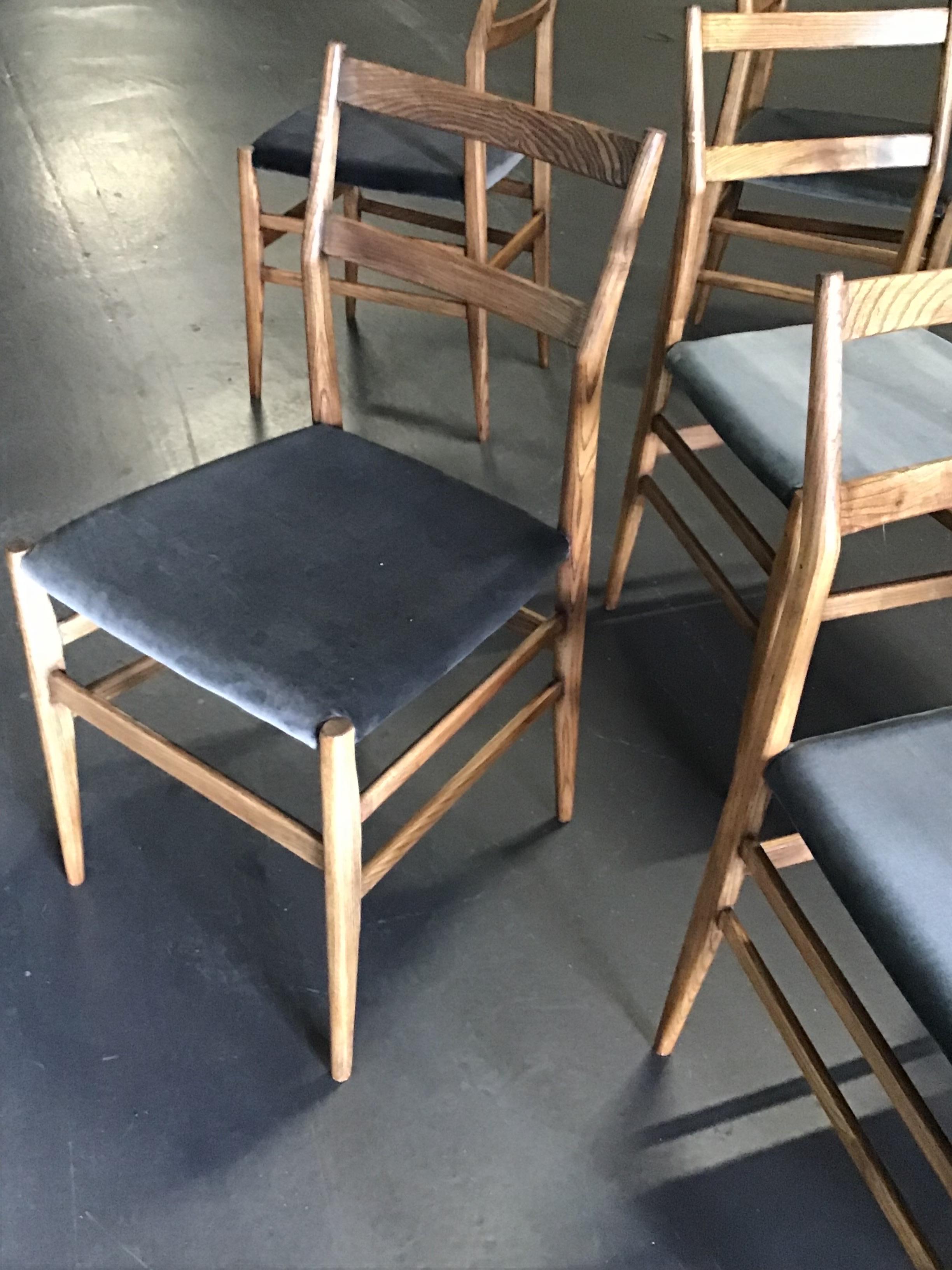 Original 1950's Gio Ponti Leggera Dining Chairs by Cassina. Set of 10  For Sale 2