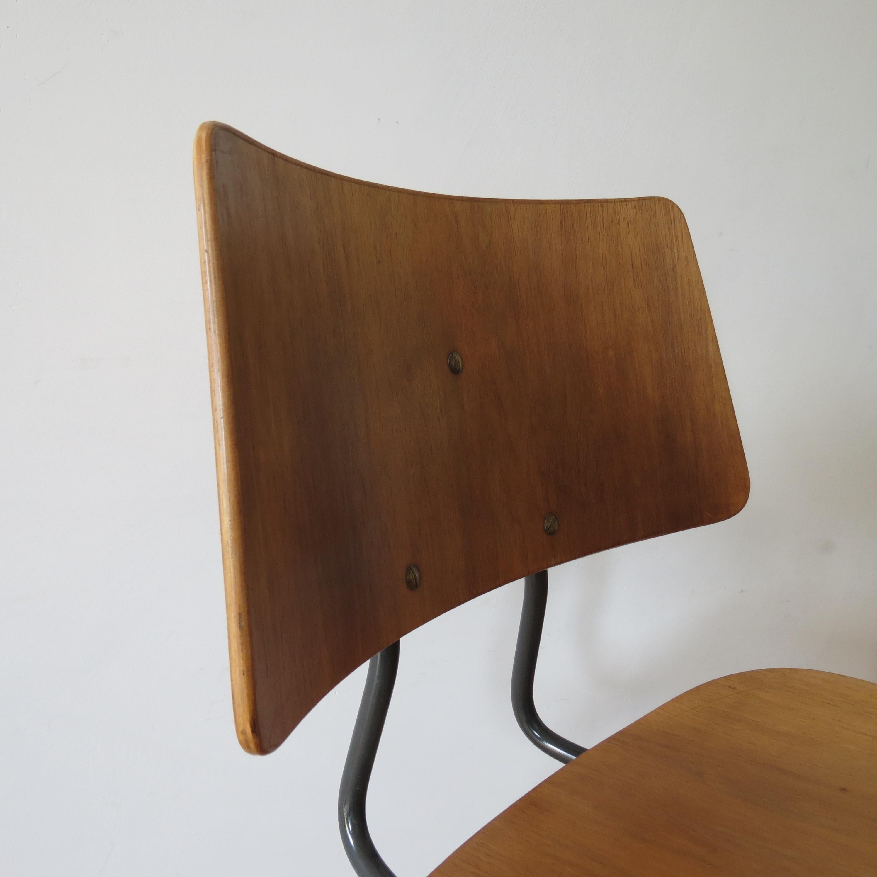 20th Century Original 1950s Robin Day Royal Festival Hall Chair By Hille Model No 661D