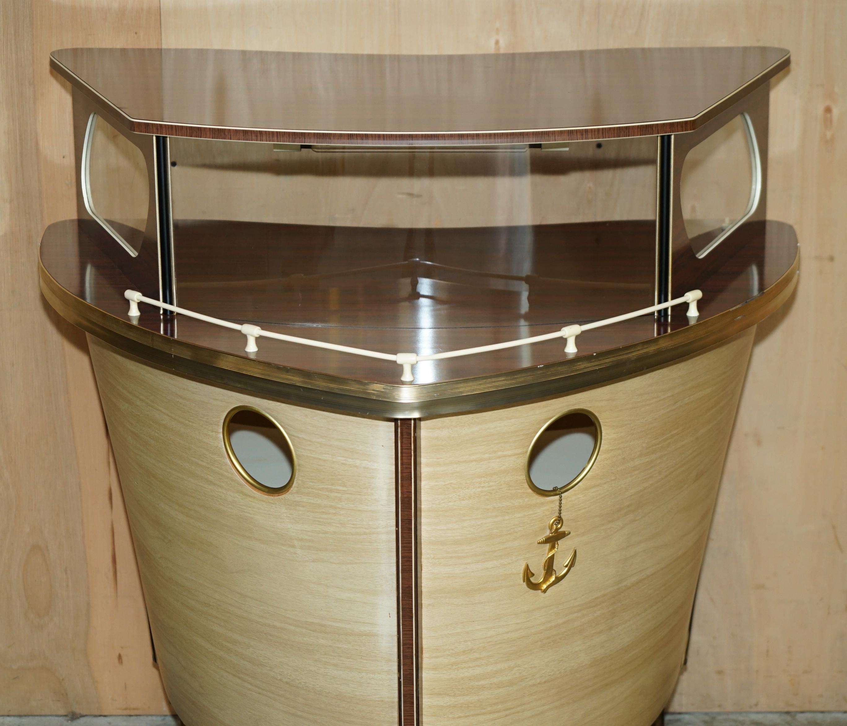 ORIGINAL 1950's UMBERTO MASCAGNI BOLOGNA ITALIAN HOME COCKTAIL BOAT BAR & STOOL Moderno de mediados de siglo en venta