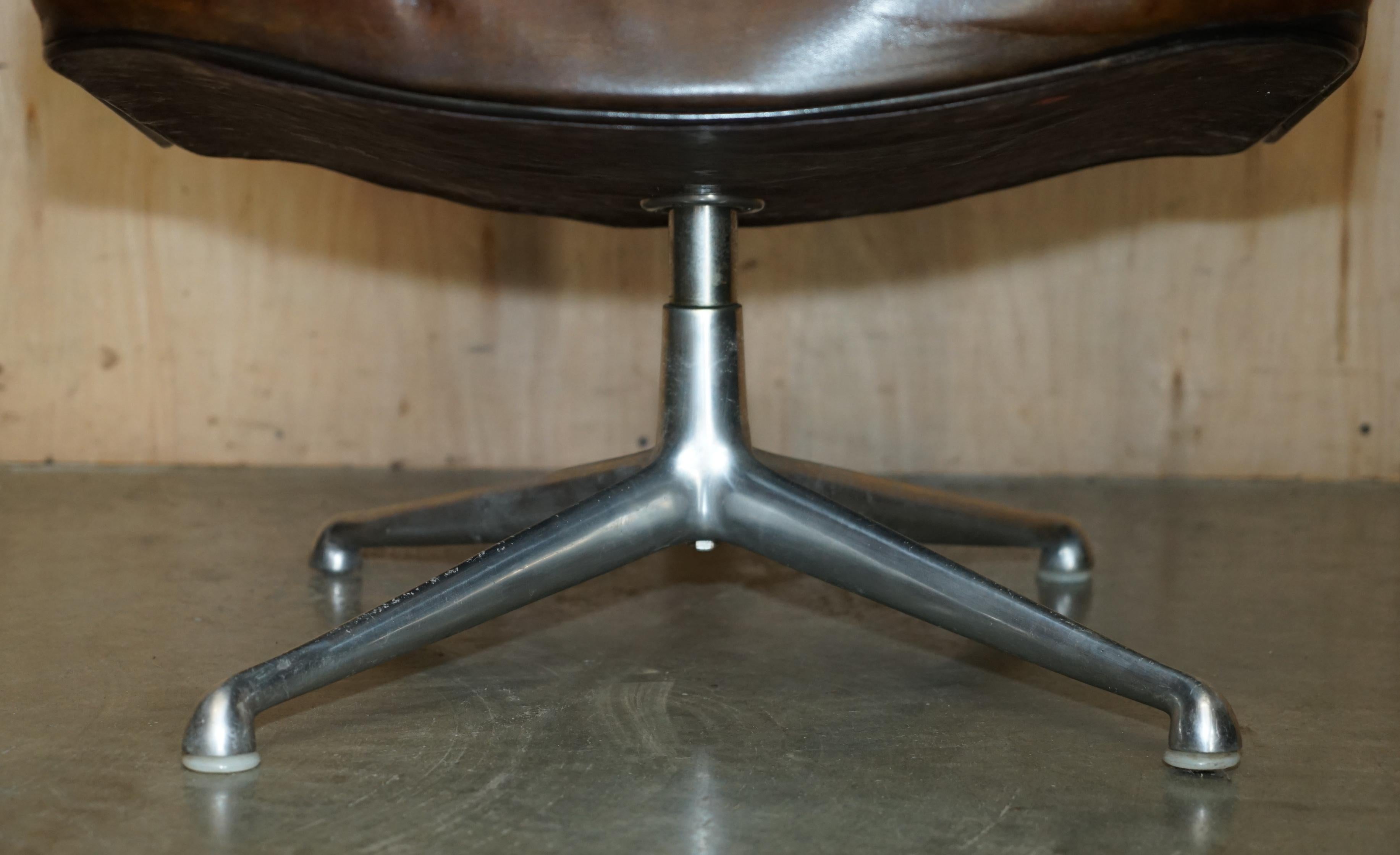 ORIGINAL 1960-1968 HERMAN MILLER 675 EAMES TiME LIFE LOBBY SWIVEL ARMCHAIR ES105 For Sale 5