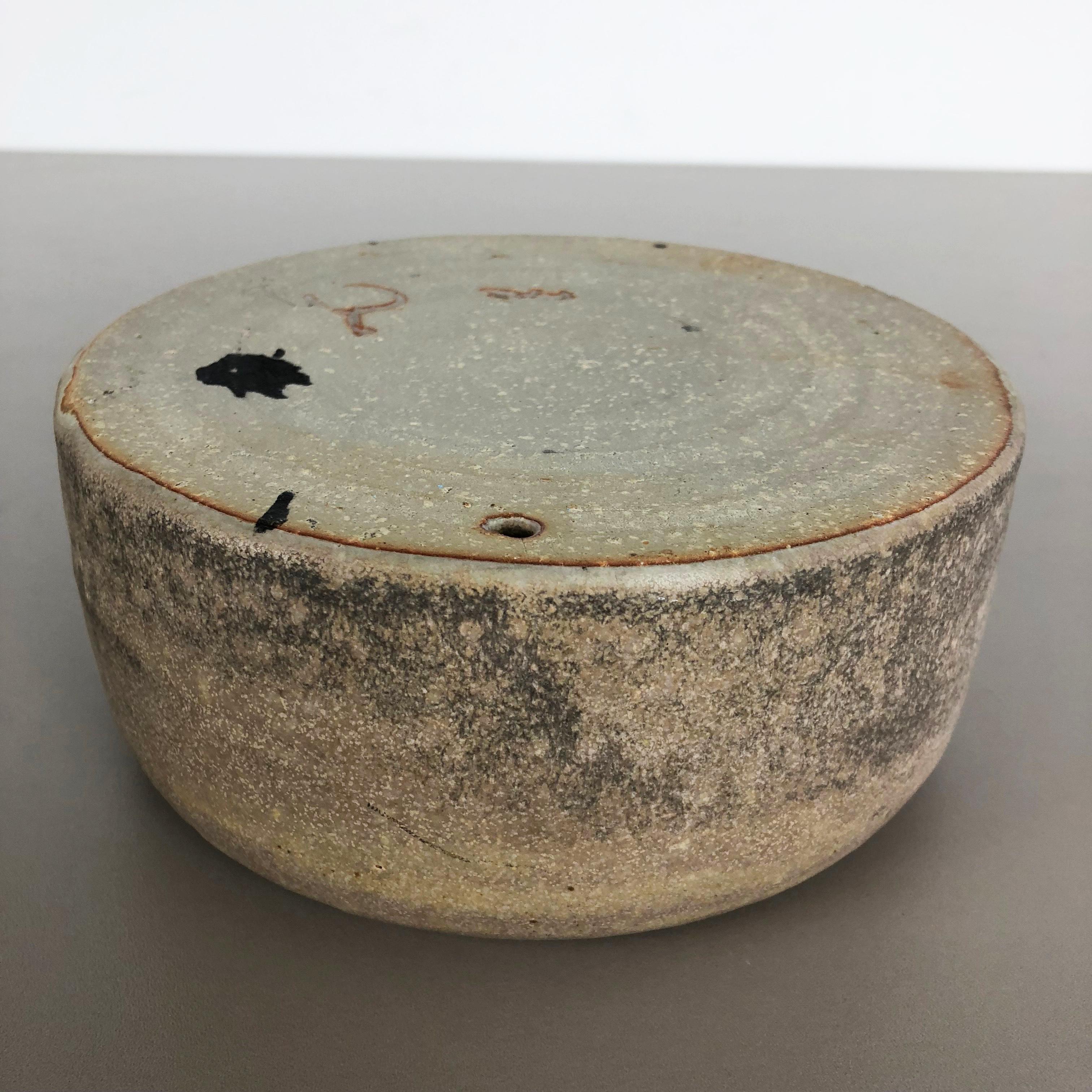 Original 1960 Ceramic Pottery Shell Vase by Piet Knepper for Mobach, Netherlands 4