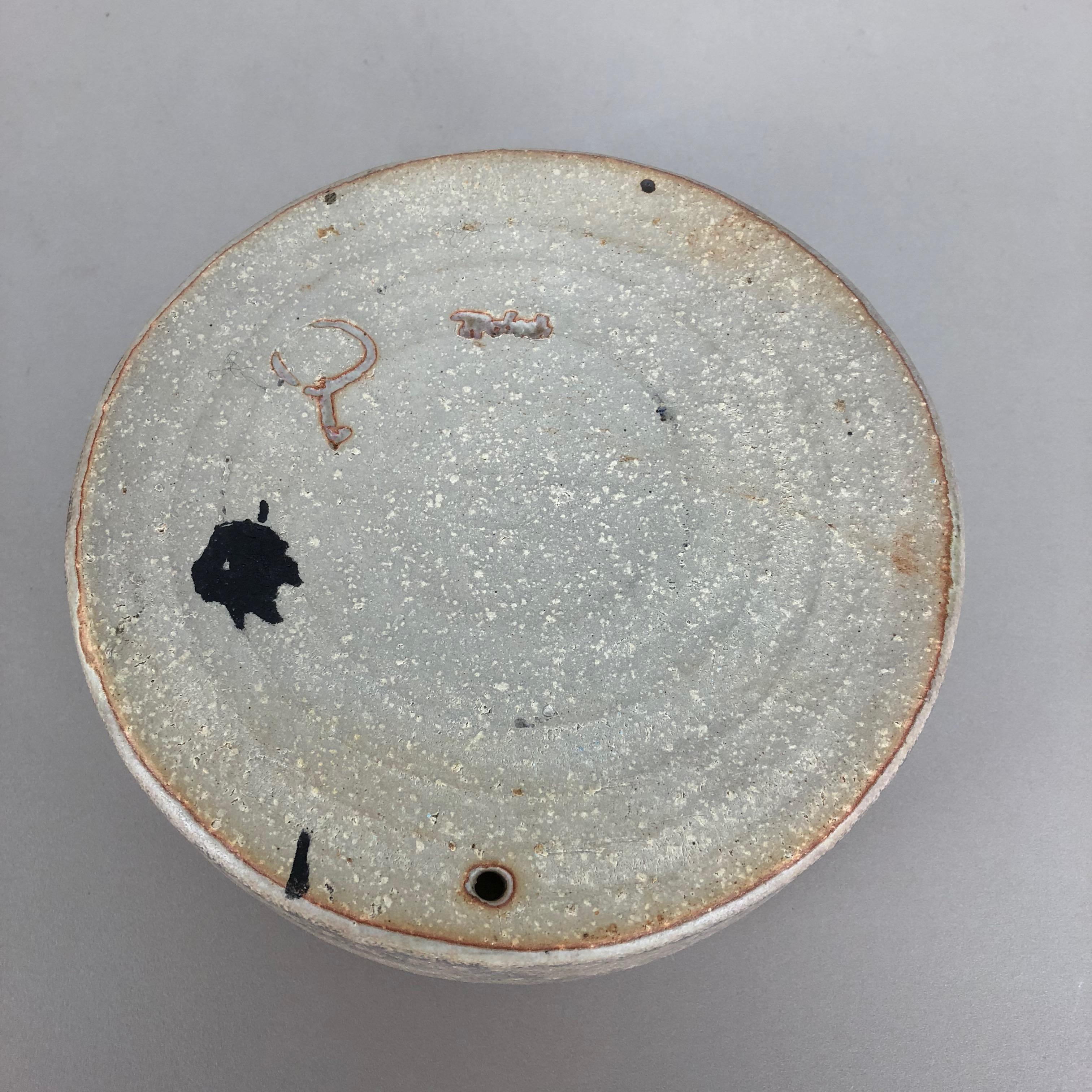 Original 1960 Ceramic Pottery Shell Vase by Piet Knepper for Mobach, Netherlands 6