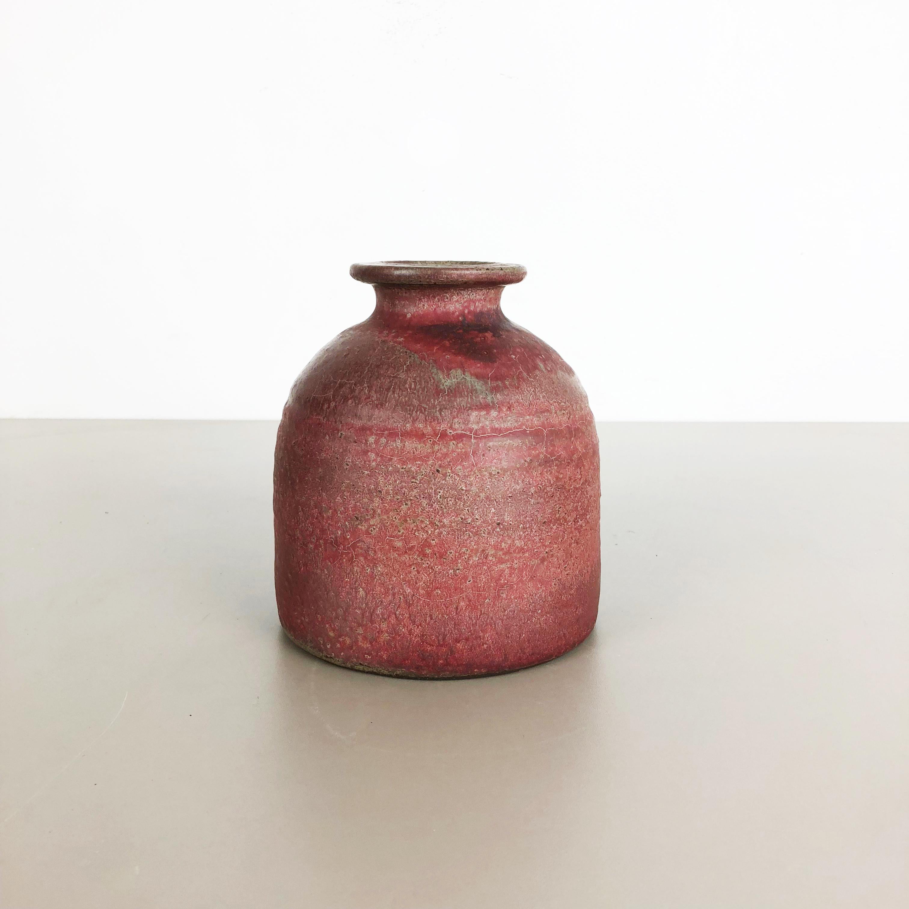 Article:

Ceramic vase


Producer:

Mobach, Netherlands


Designer:

Piet Knepper




Decade:

1960-1965



Description:

This original vintage studio pottery vase was produced in the 1960s by Piet Knepper for Mobach in