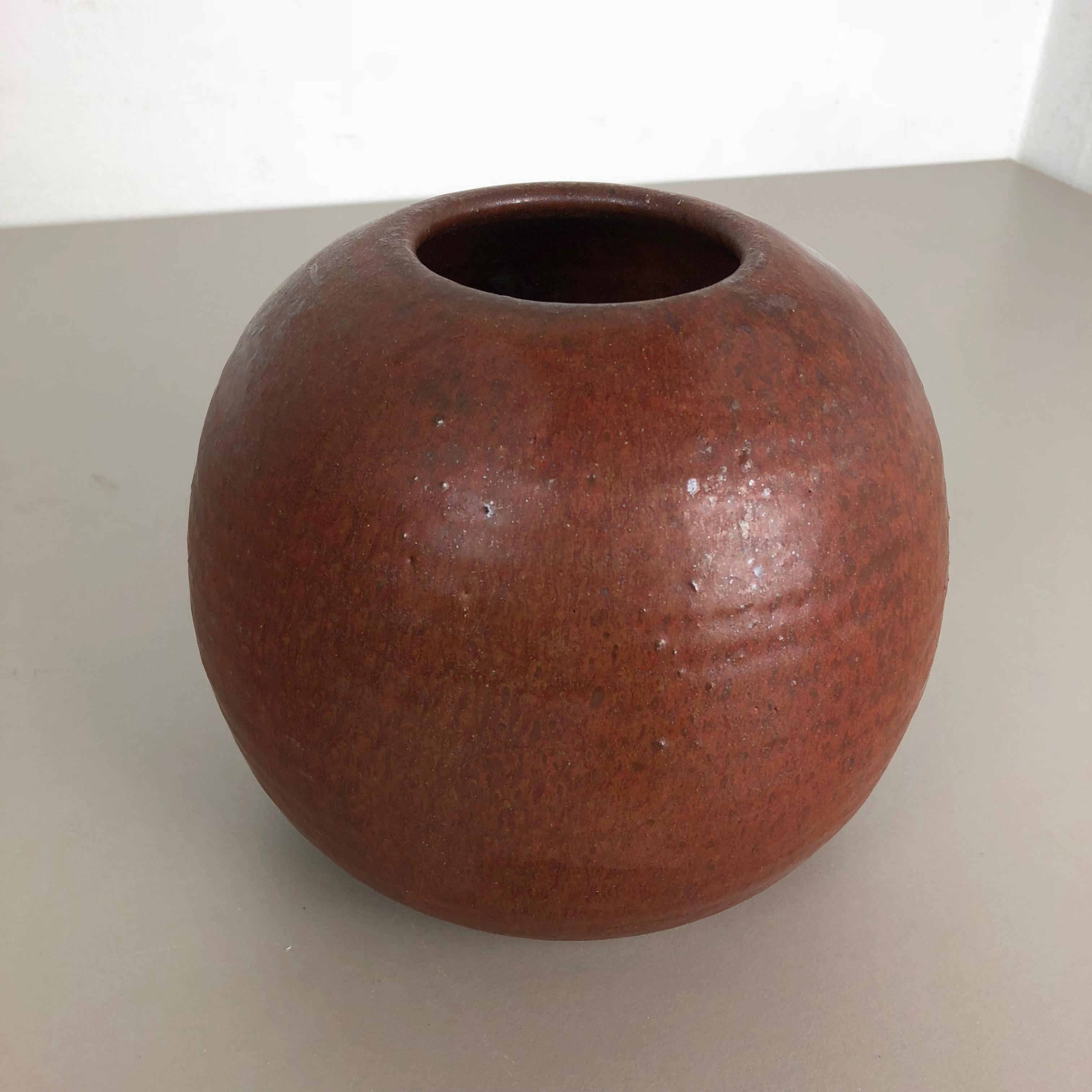 Mid-Century Modern Original 1960 Ceramic Studio Pottery Vase by Piet Knepper for Mobach Netherlands For Sale