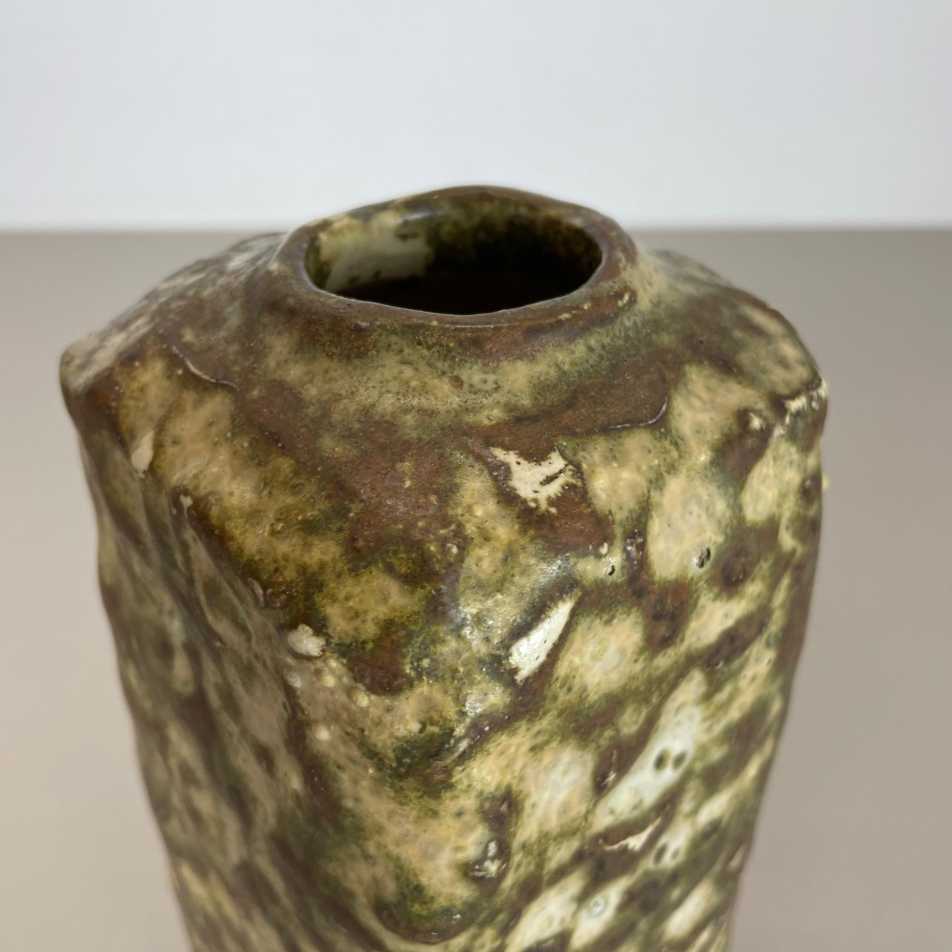 Original 1960 Ceramic Studio Pottery Vase by Piet Knepper for Mobach Netherlands For Sale 2