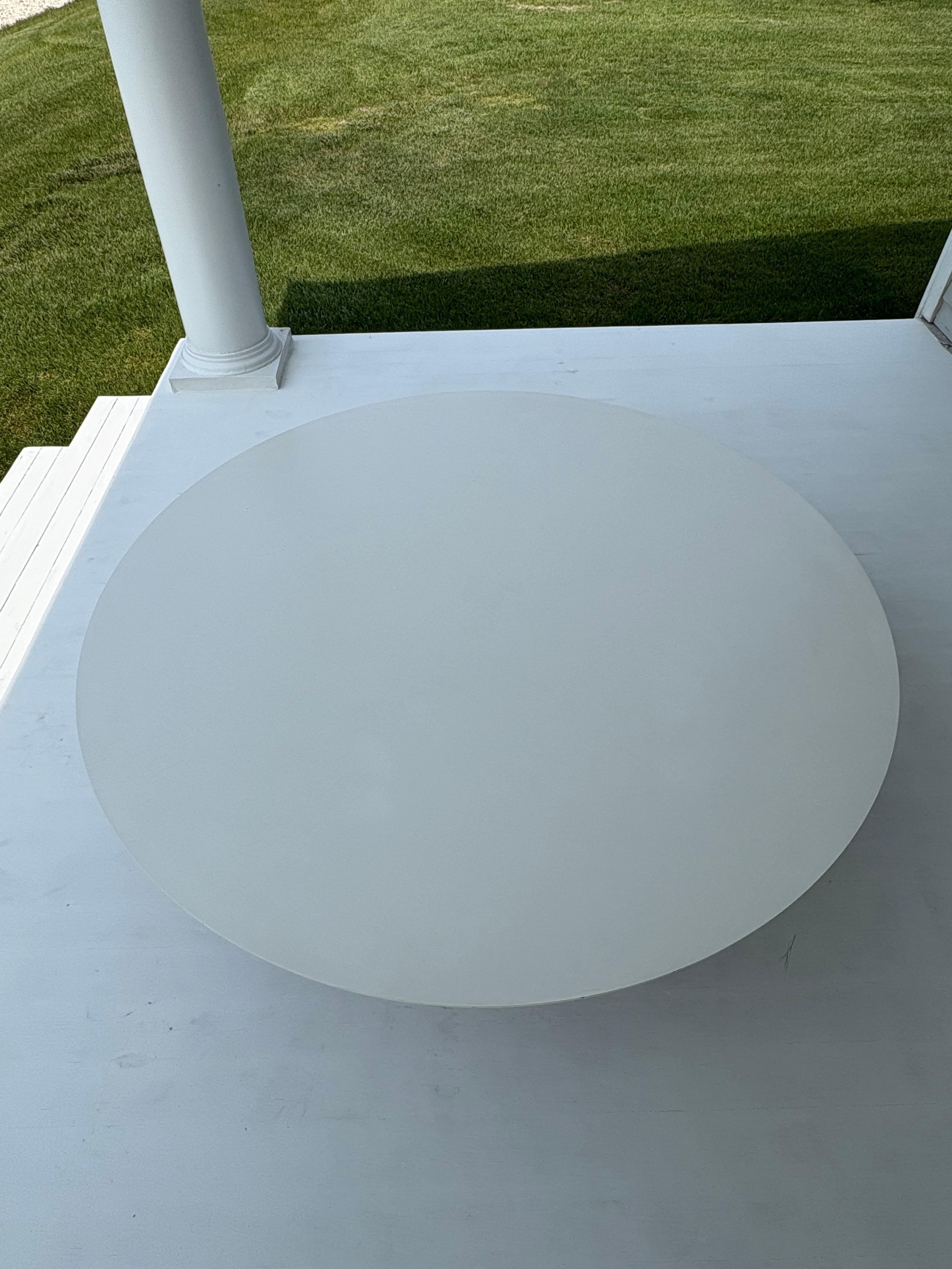 Mesa de centro tulipán redonda blanca de 47 3/4