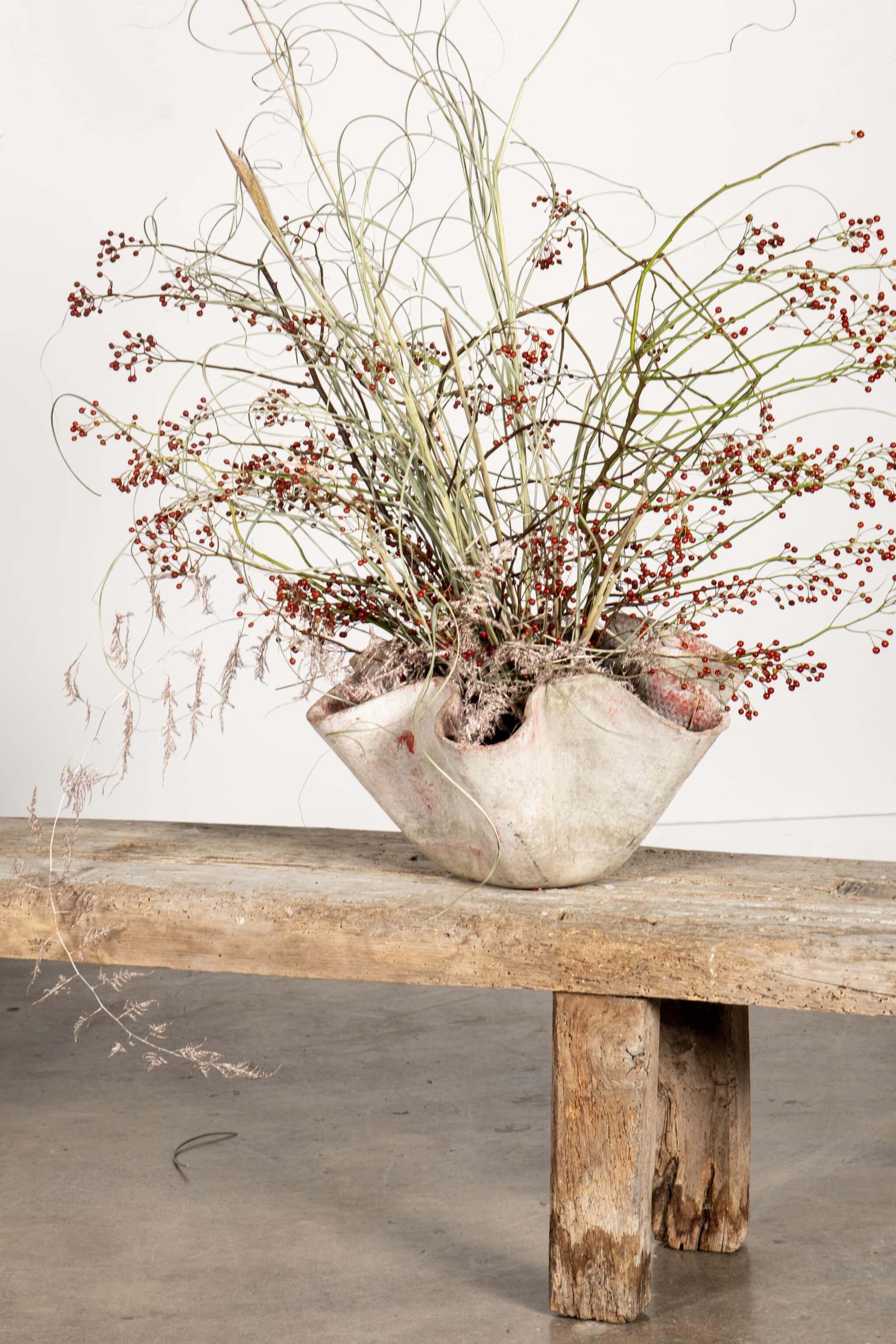 Swiss Original 1960s Clamshell Planter by Willy Guhl
