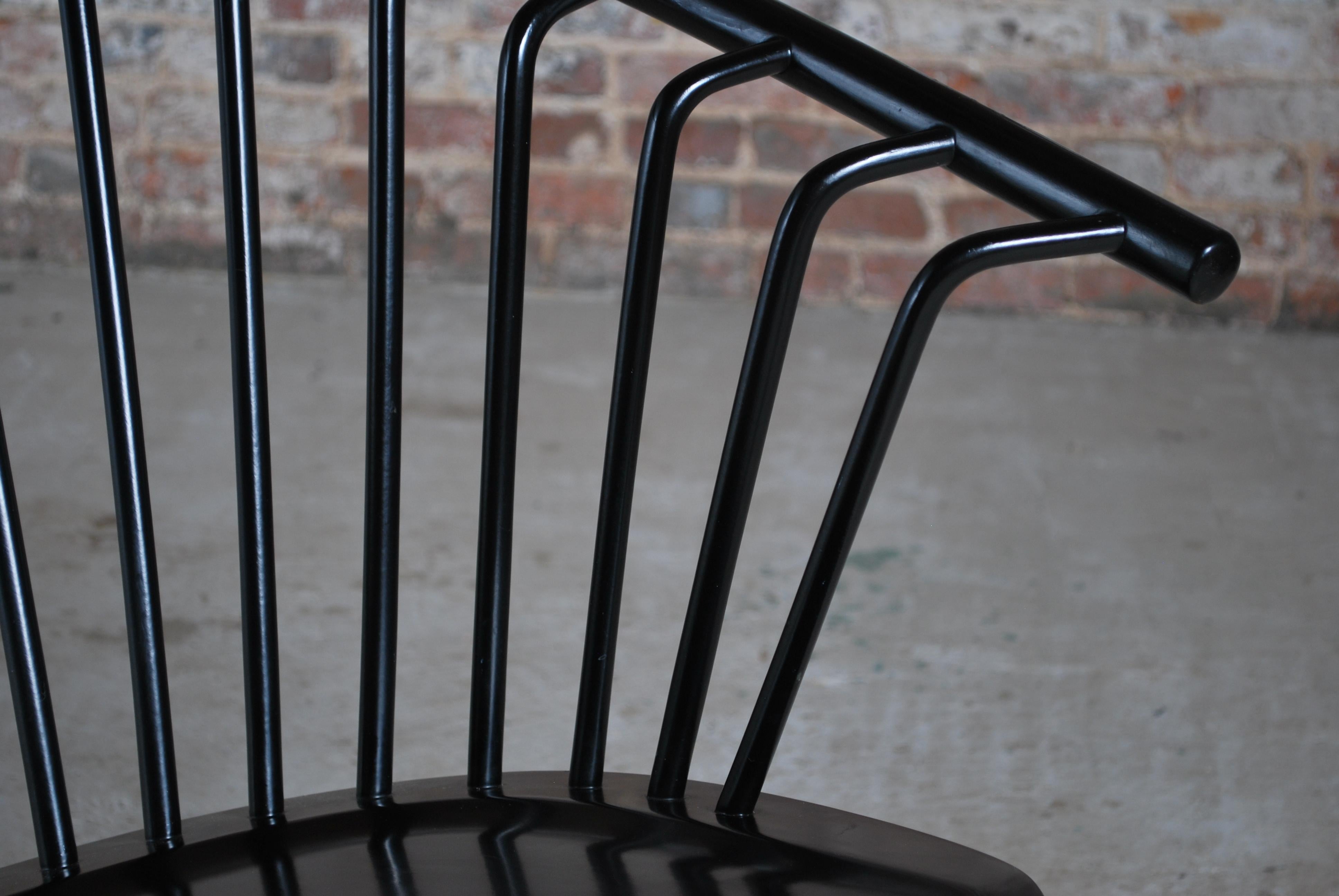 Crinolette-Stuhl aus den 1960er Jahren, entworfen 1962 von Ilmari Tapiovaara für Asko im Angebot 2