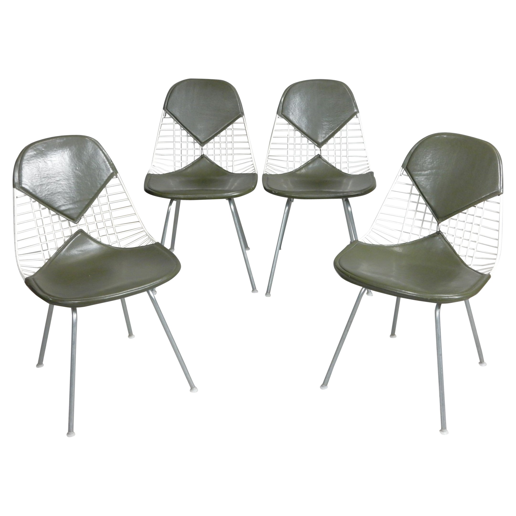 Juego de 4 sillas originales de alambre de bikini Charles and Ray Eames de Herman Miller de los años 60