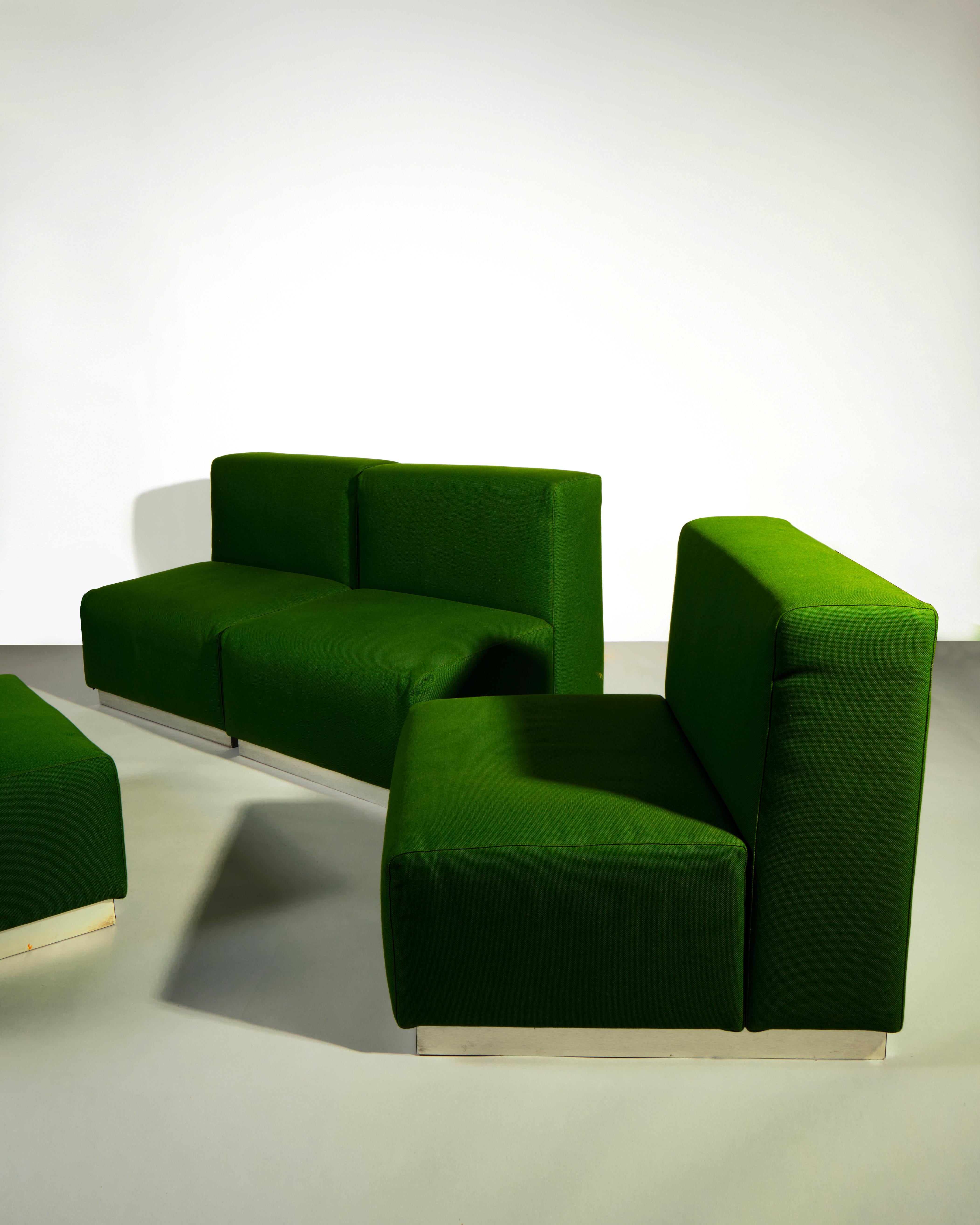 talian Green Modular Sofa, c.1960s
Metal, wood and fabric  Made in Italy
H 72 x W 70 x D 76 cm
Modular seating unit produced in Italy during the 1960s. Typical of the period’s focus on adaptable, architectural forms, the design reflects the era’s