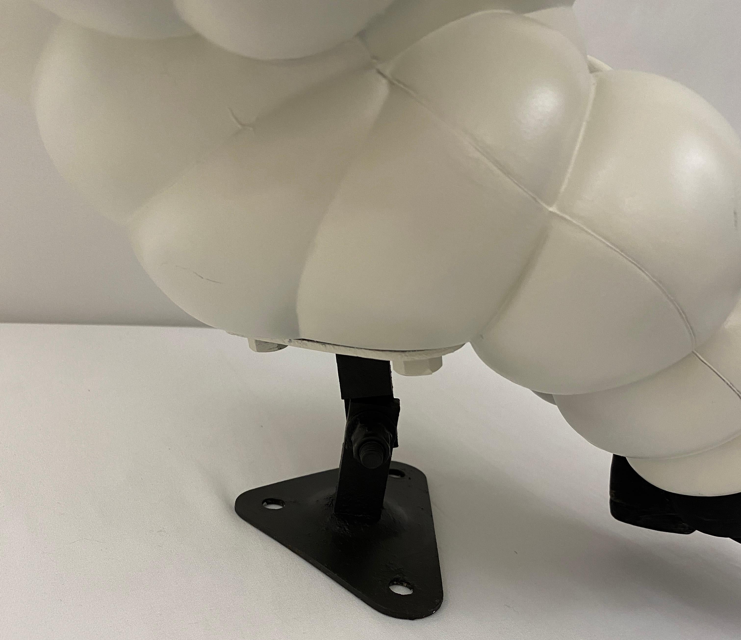 Mascota MICHELIN Man Bibendum Grande Original de los años 60 en venta 1