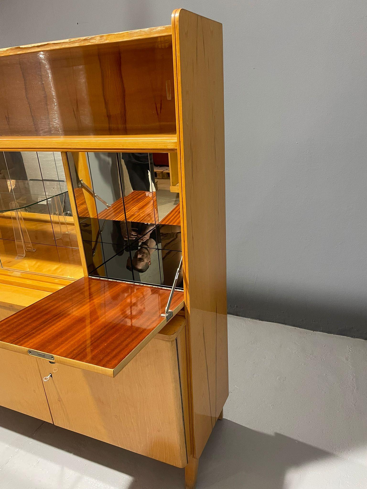 Original 1960s Mid-Century Highboard by František Jirák for Tatra Nábytok - Czec en vente 3