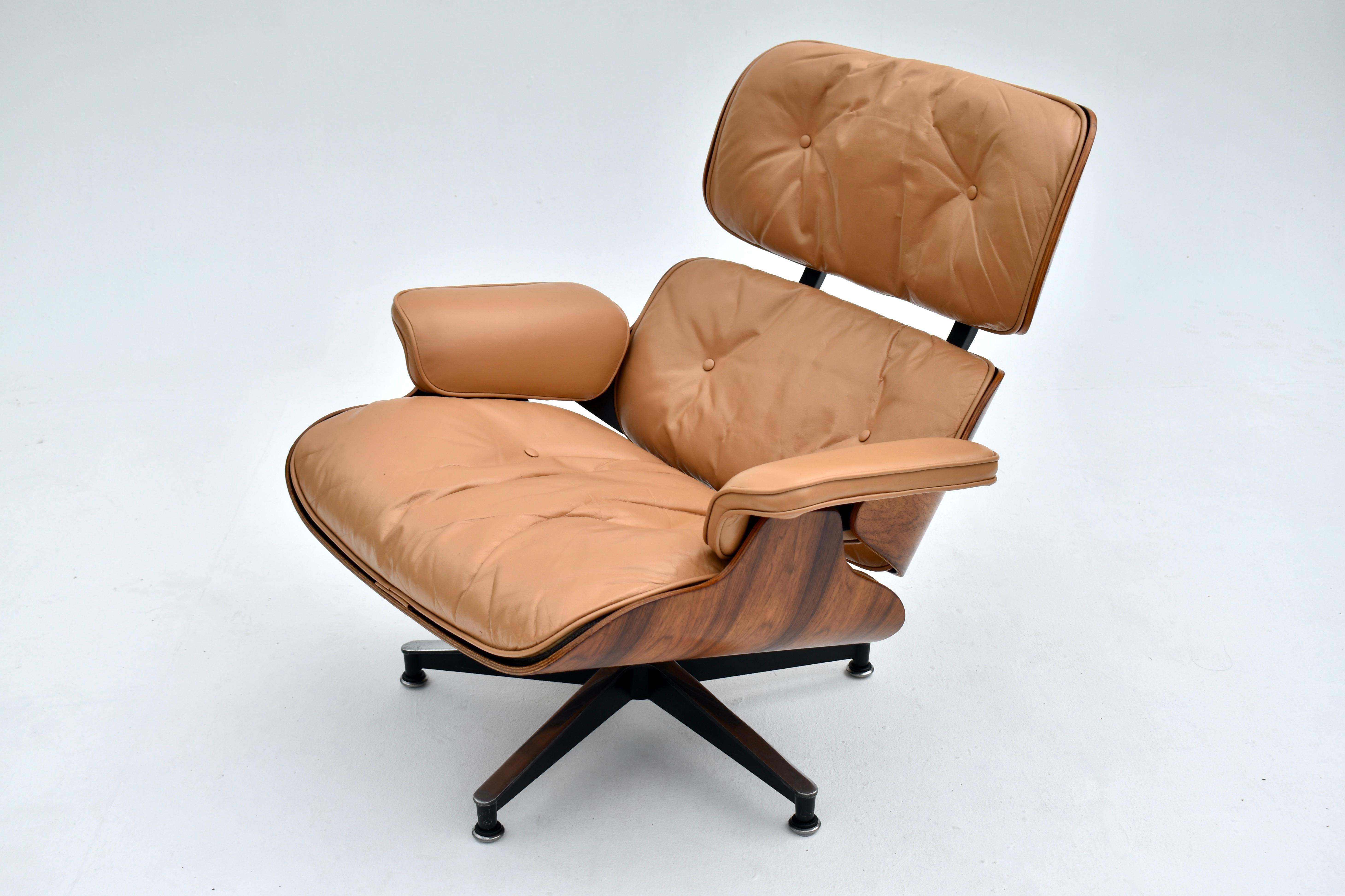 Sedia da salotto Eames originale di produzione anni '60 per Herman Miller in vendita 5