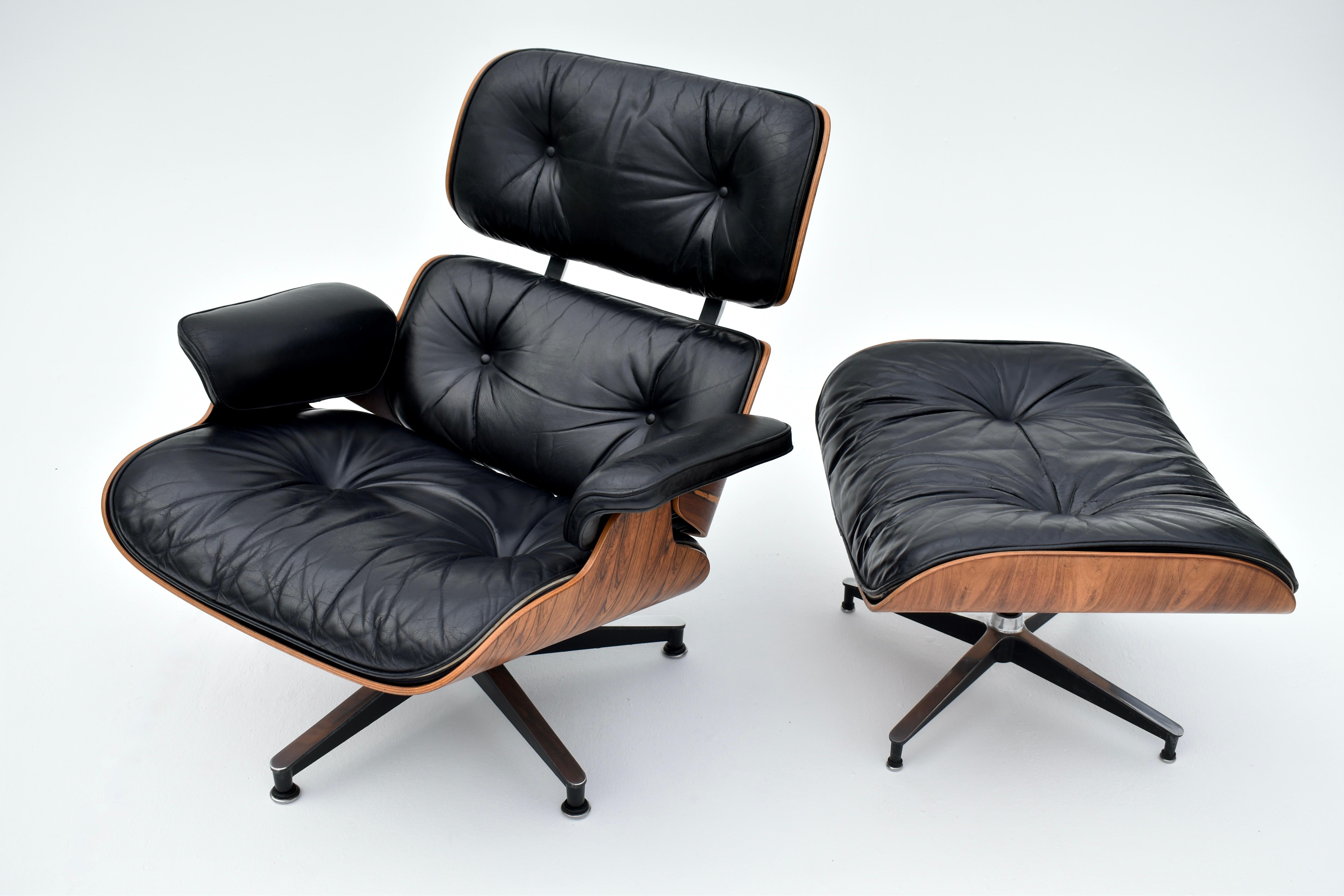 Leather Original 1960's Production Eames Lounge Chair & Ottoman For Herman Miller For Sale