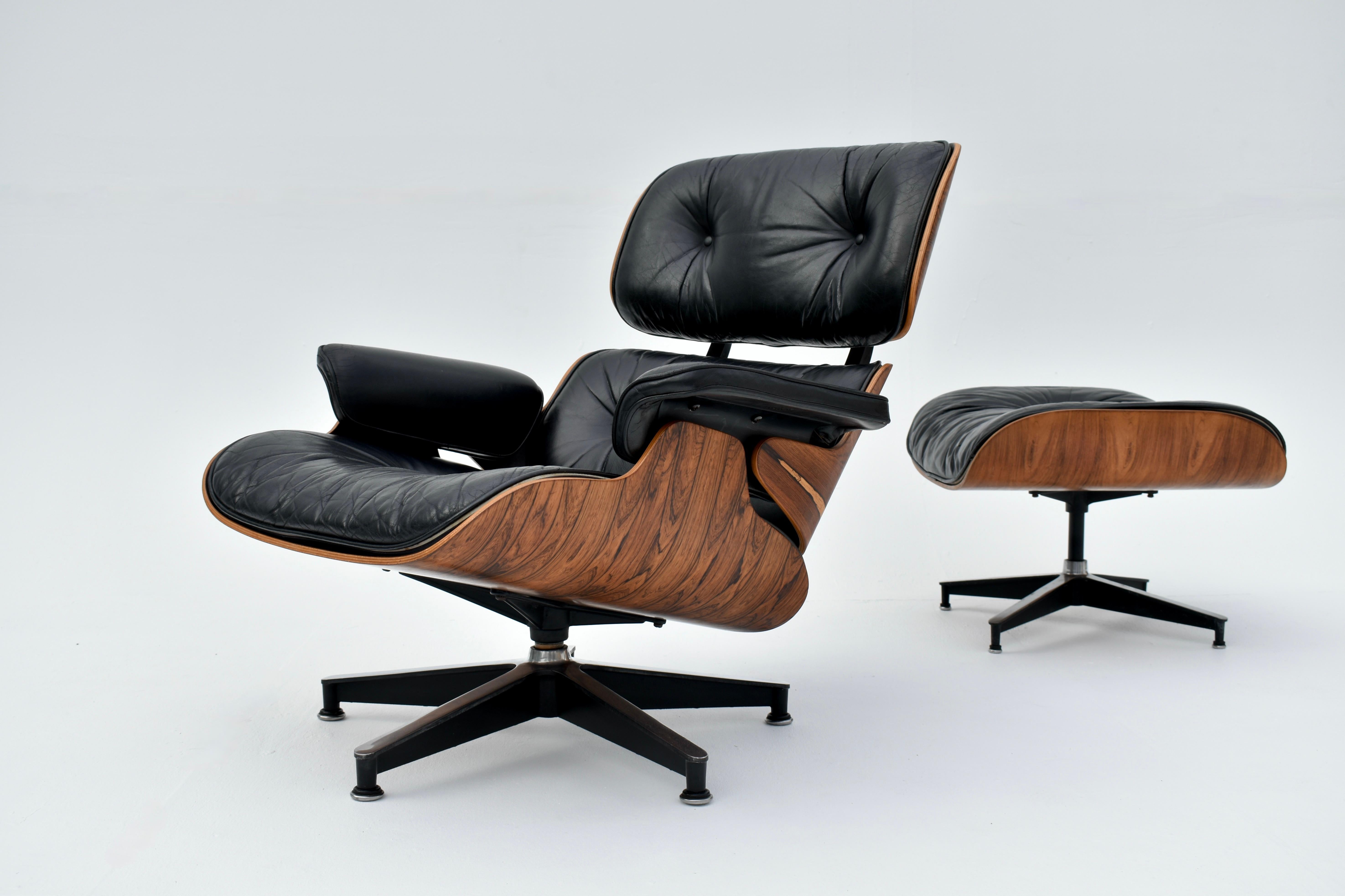 Mid-Century Modern Chaise longue et pouf Eames d'origine des années 1960 pour Herman Miller en vente