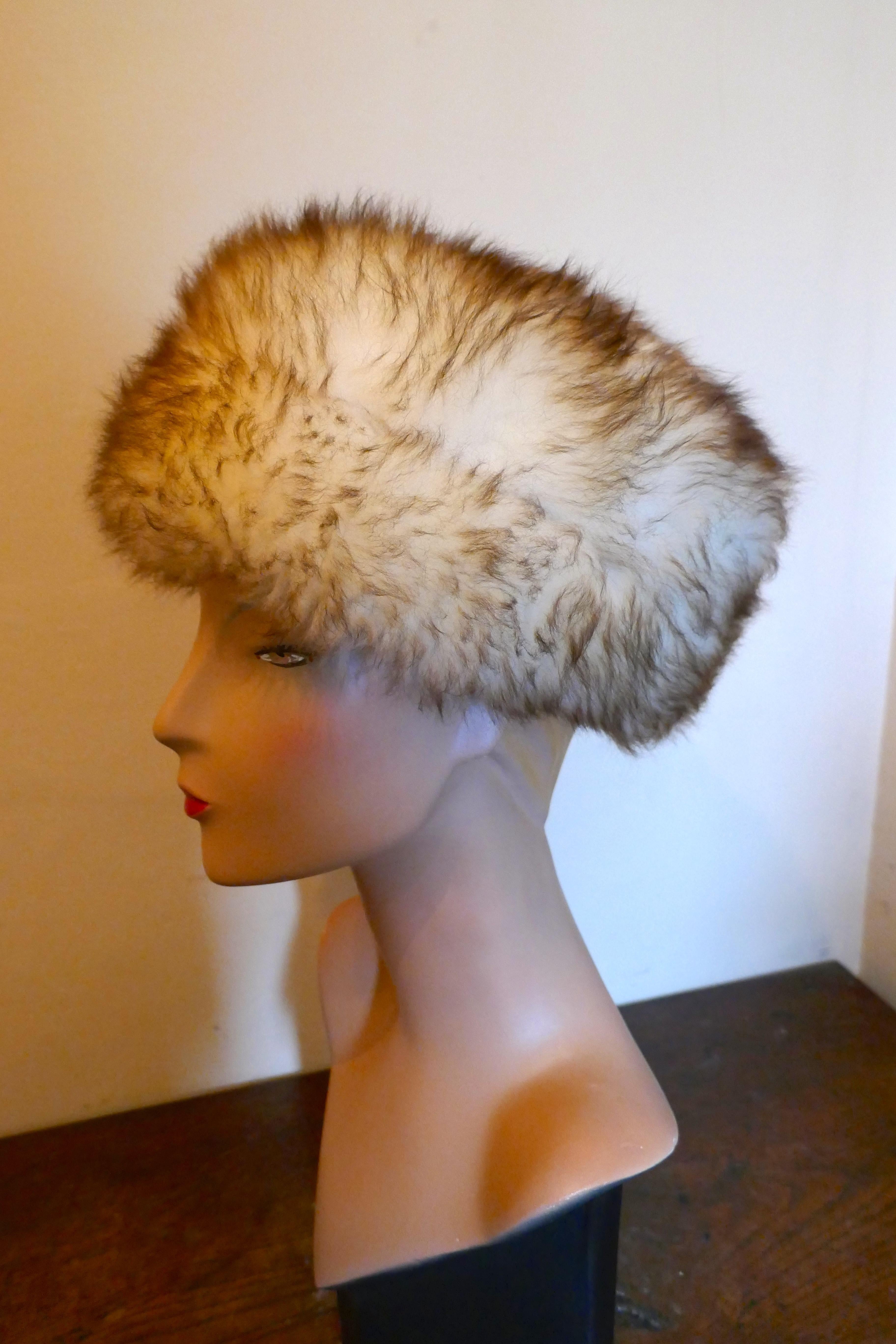 Original 1960s Sheepskin Cossack Style Winter Hat  In Good Condition In Chillerton, Isle of Wight
